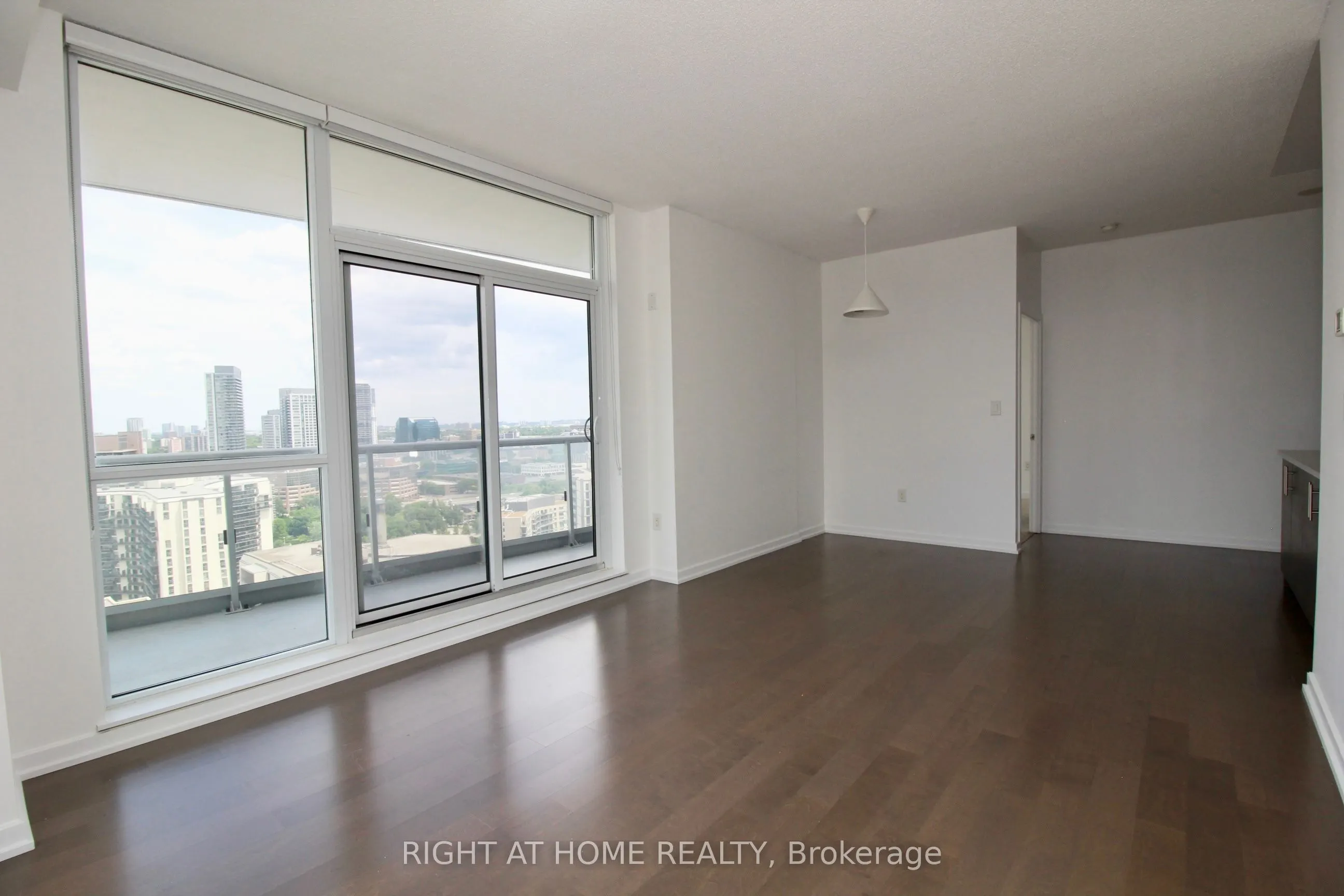 70 Forest Manor Road, #2212