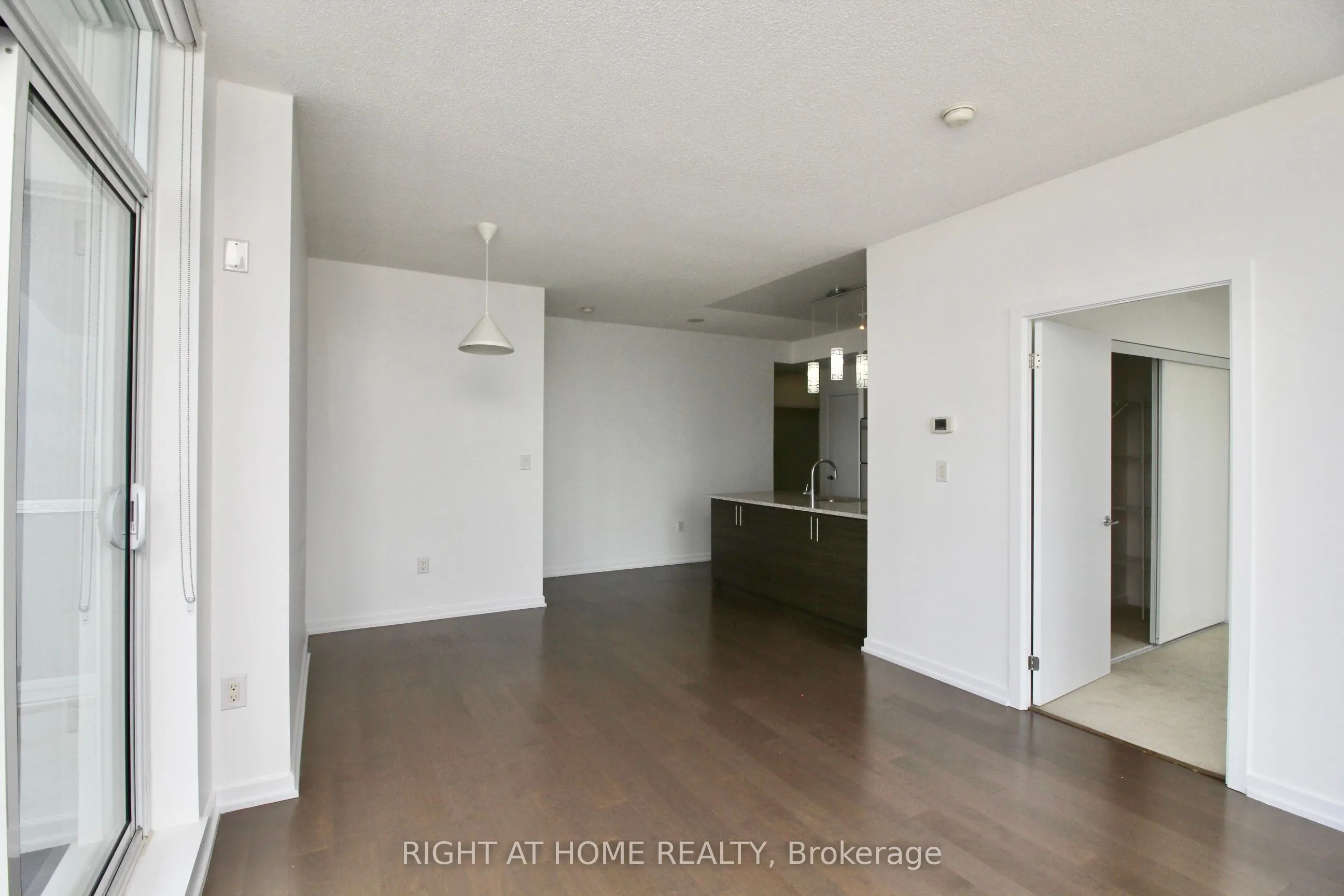 70 Forest Manor Road, #2212