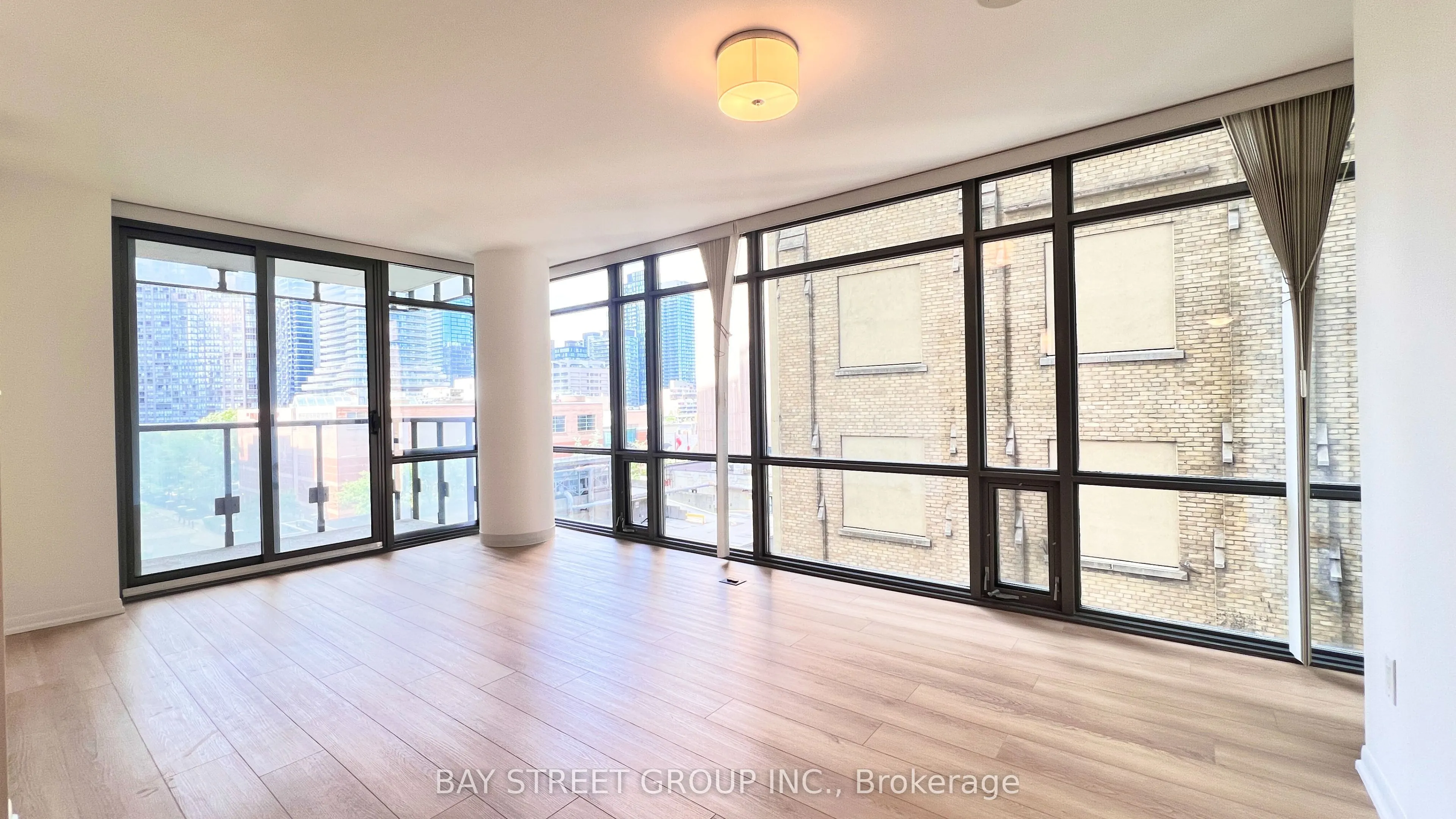 38 Grenville Street, #508