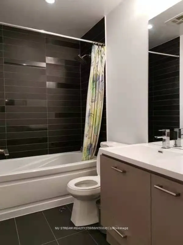 87 Peter Street, #1609