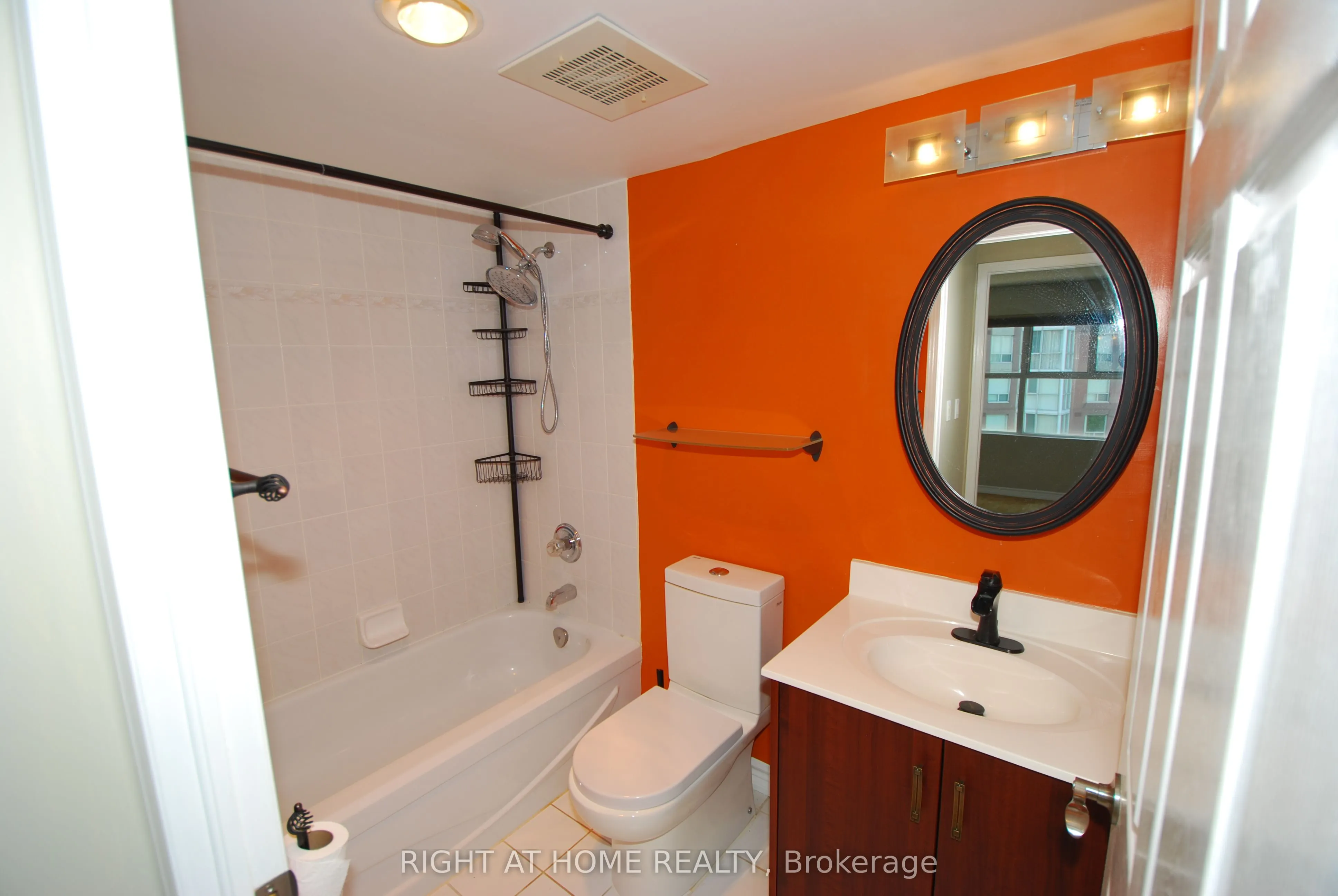 18 Concorde Place, #601