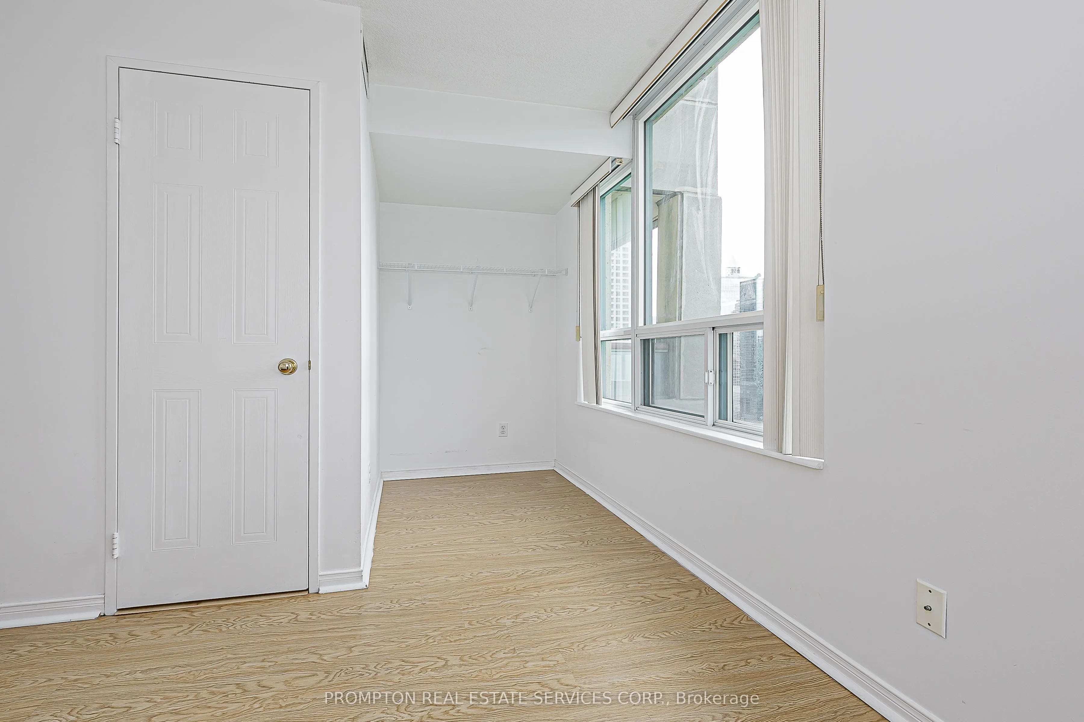 238 Doris Avenue, #2009
