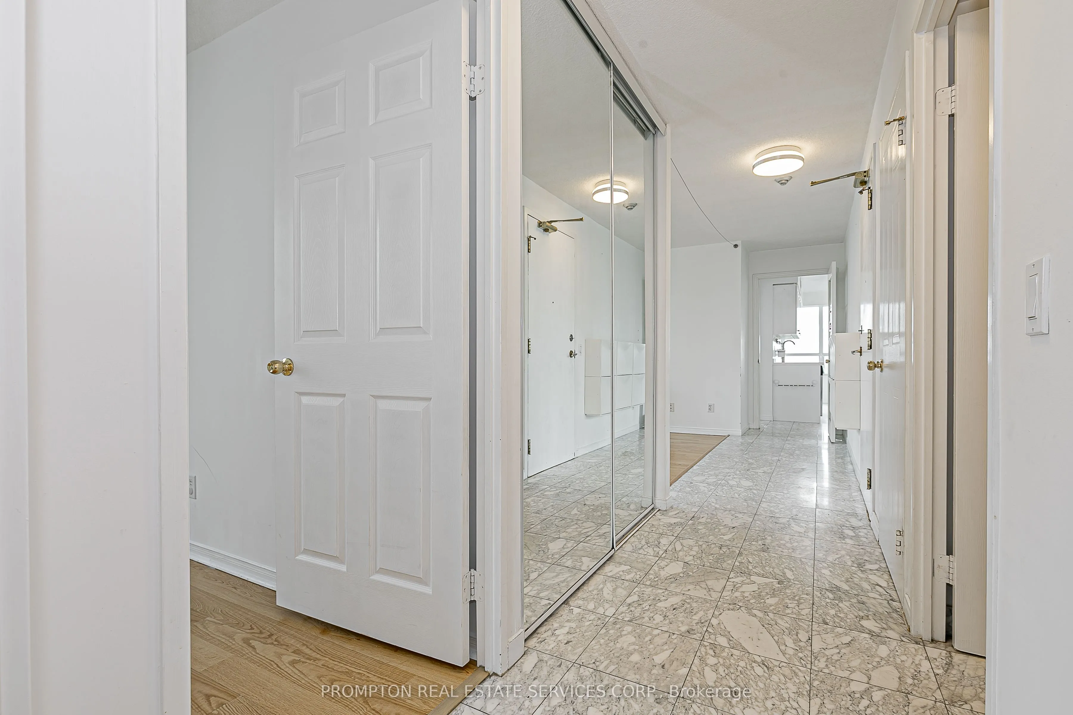 238 Doris Avenue, #2009