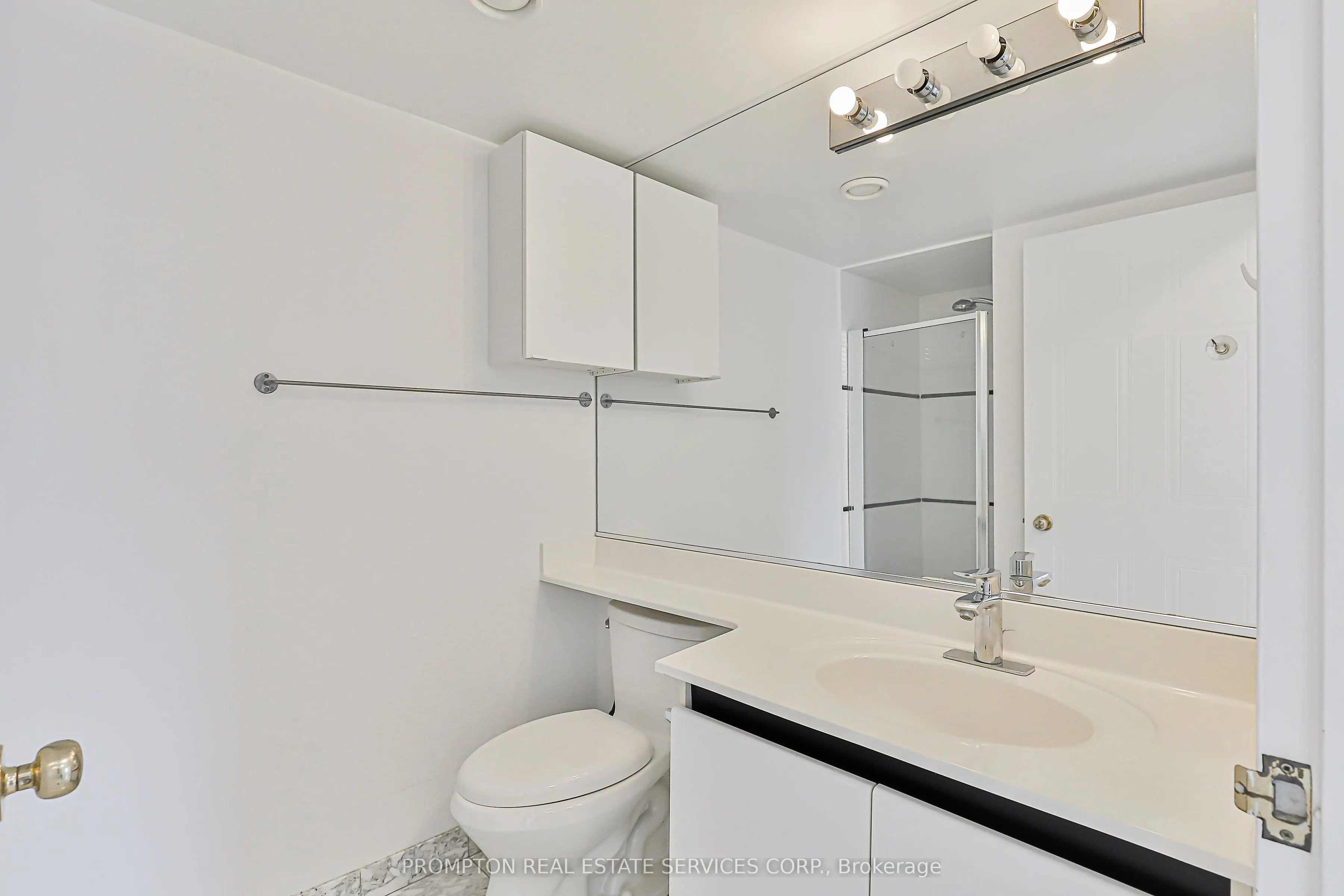 238 Doris Avenue, #2009