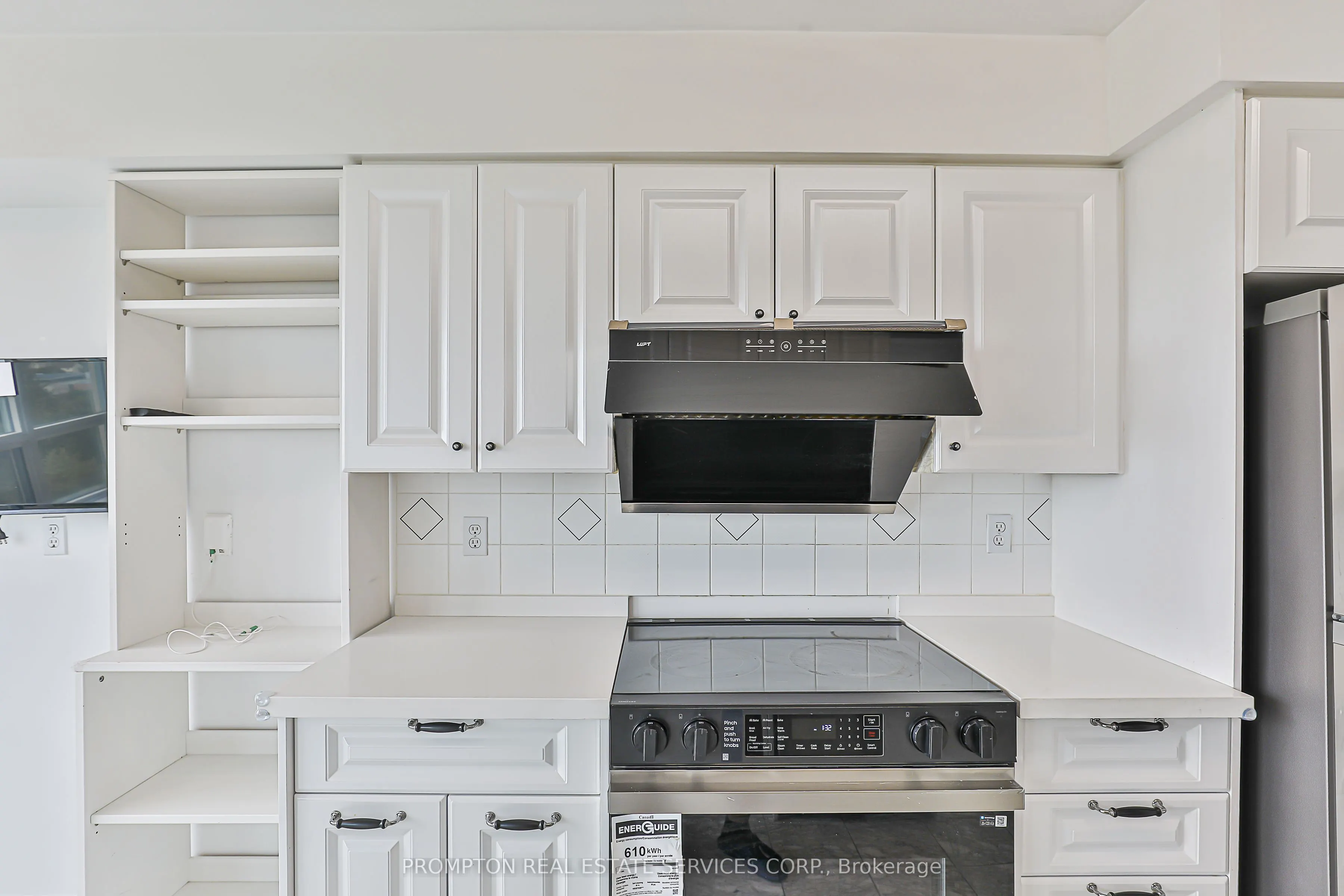238 Doris Avenue, #2009