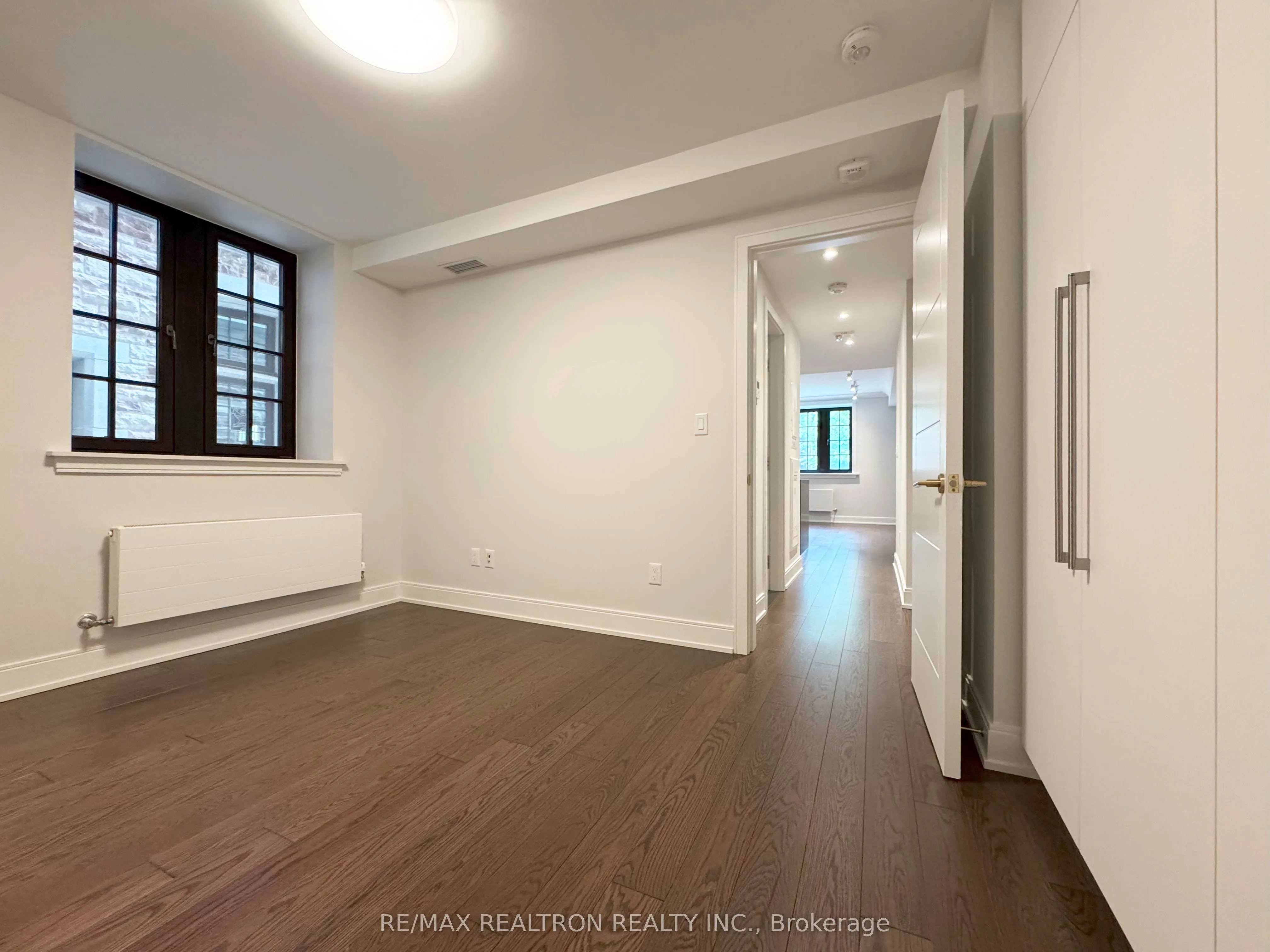 2 Clarendon Avenue, #112