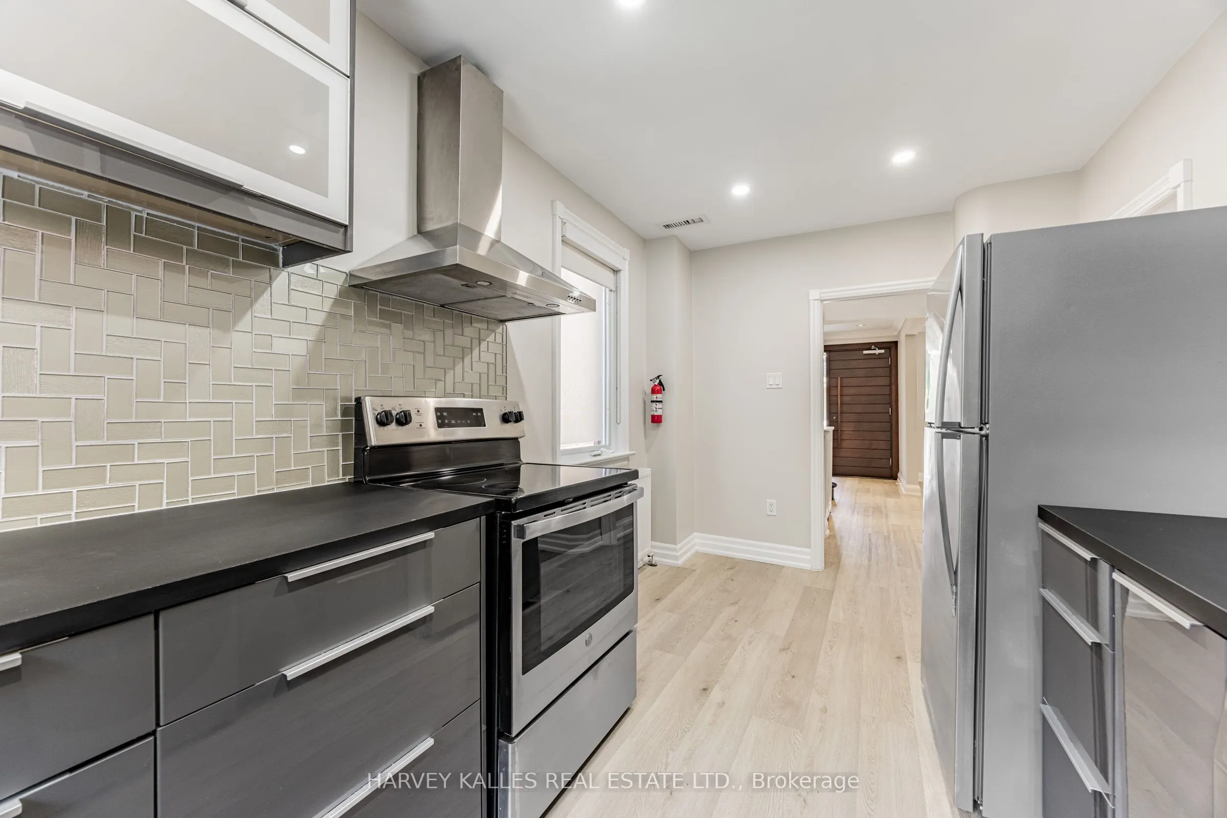 1836 Bathurst Street