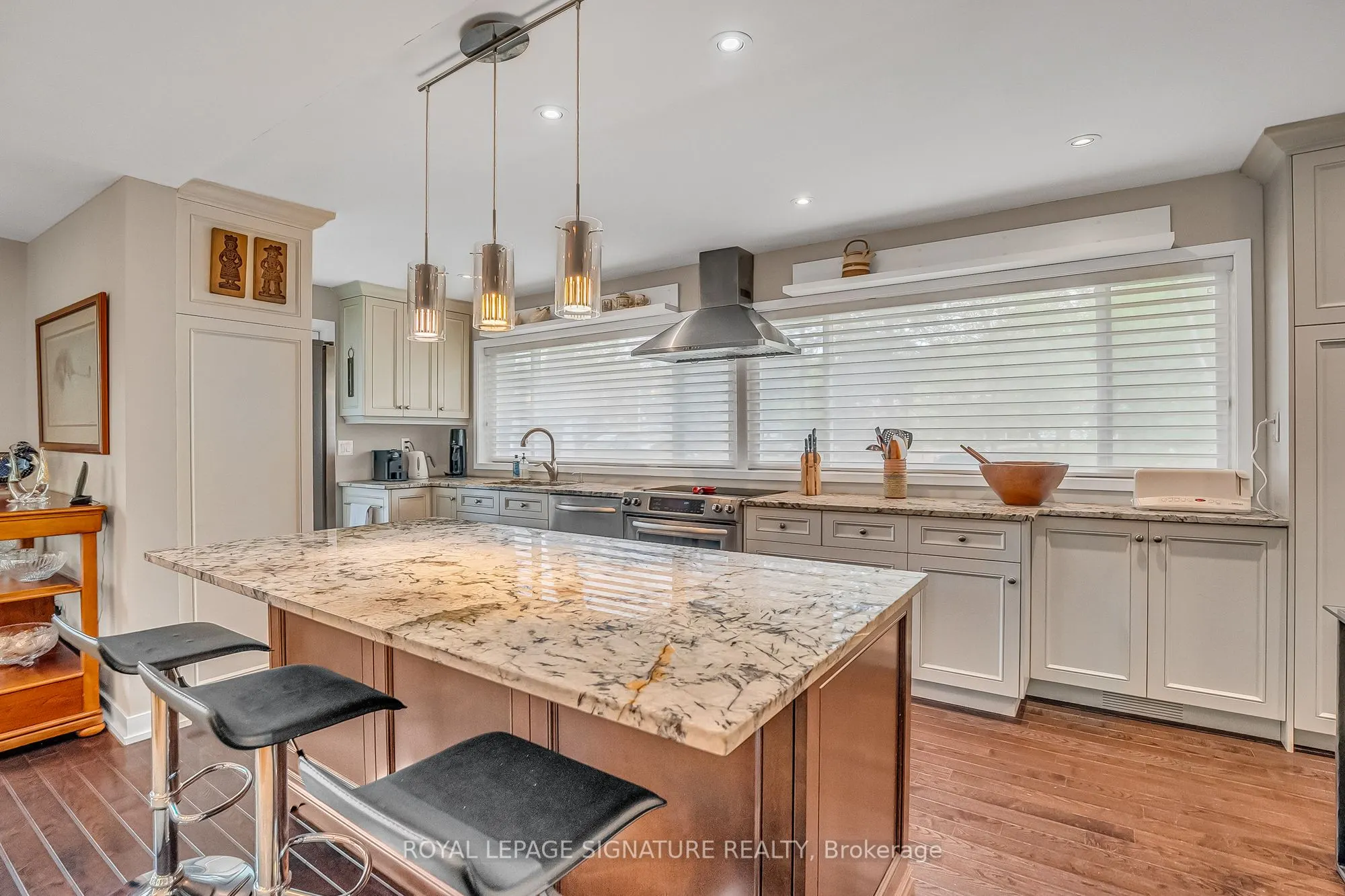 8 Silverdale Crescent