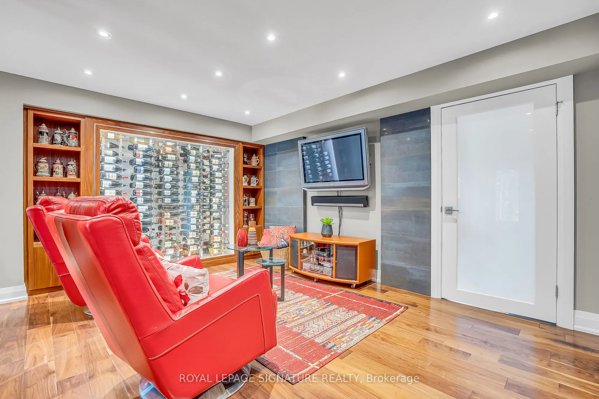 8 Silverdale Crescent