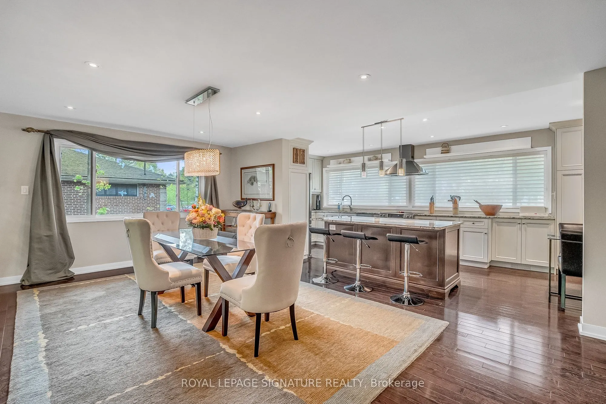 8 Silverdale Crescent