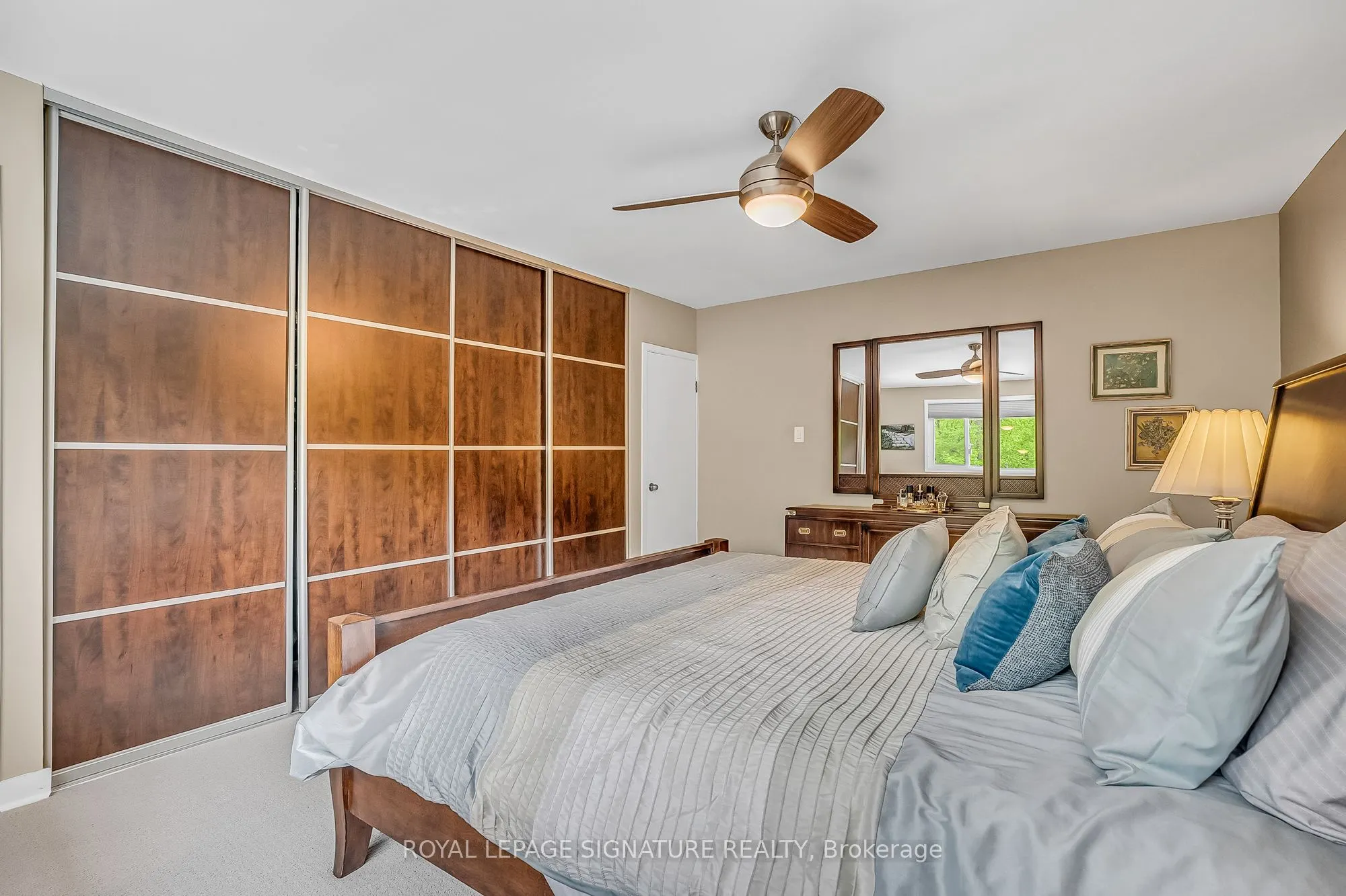 8 Silverdale Crescent