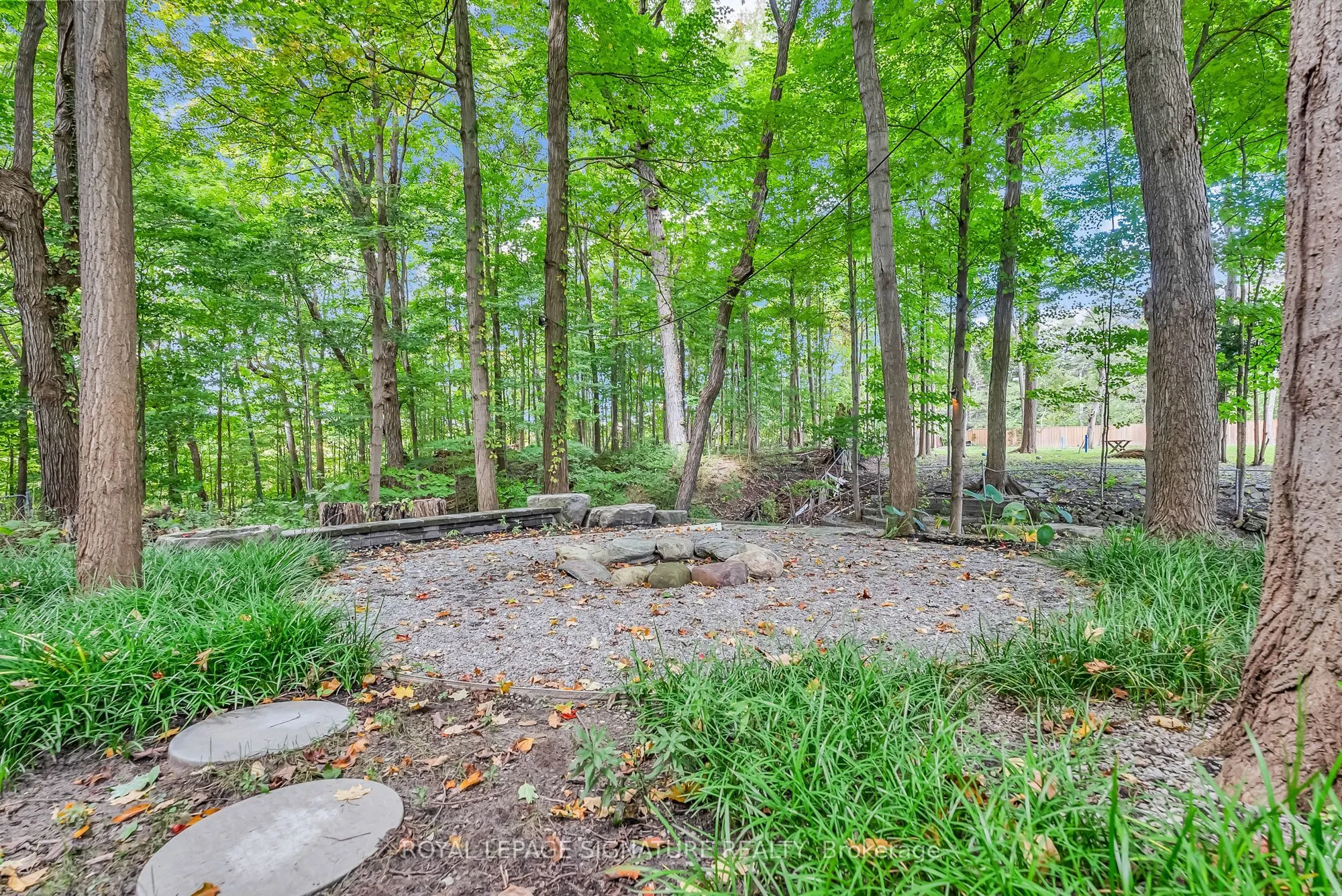 8 Silverdale Crescent