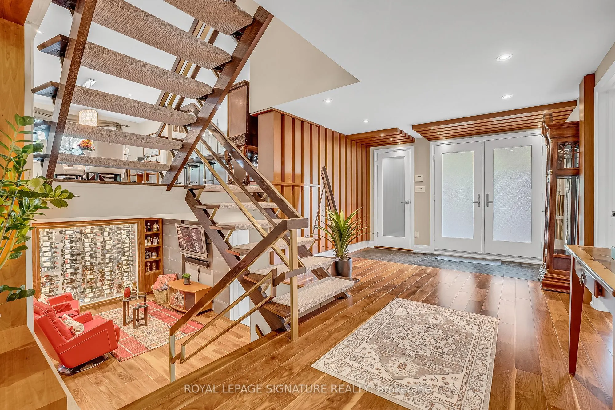 8 Silverdale Crescent