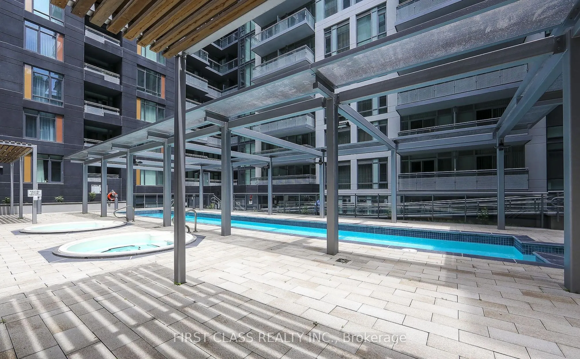 525 Adelaide Street W, #1022
