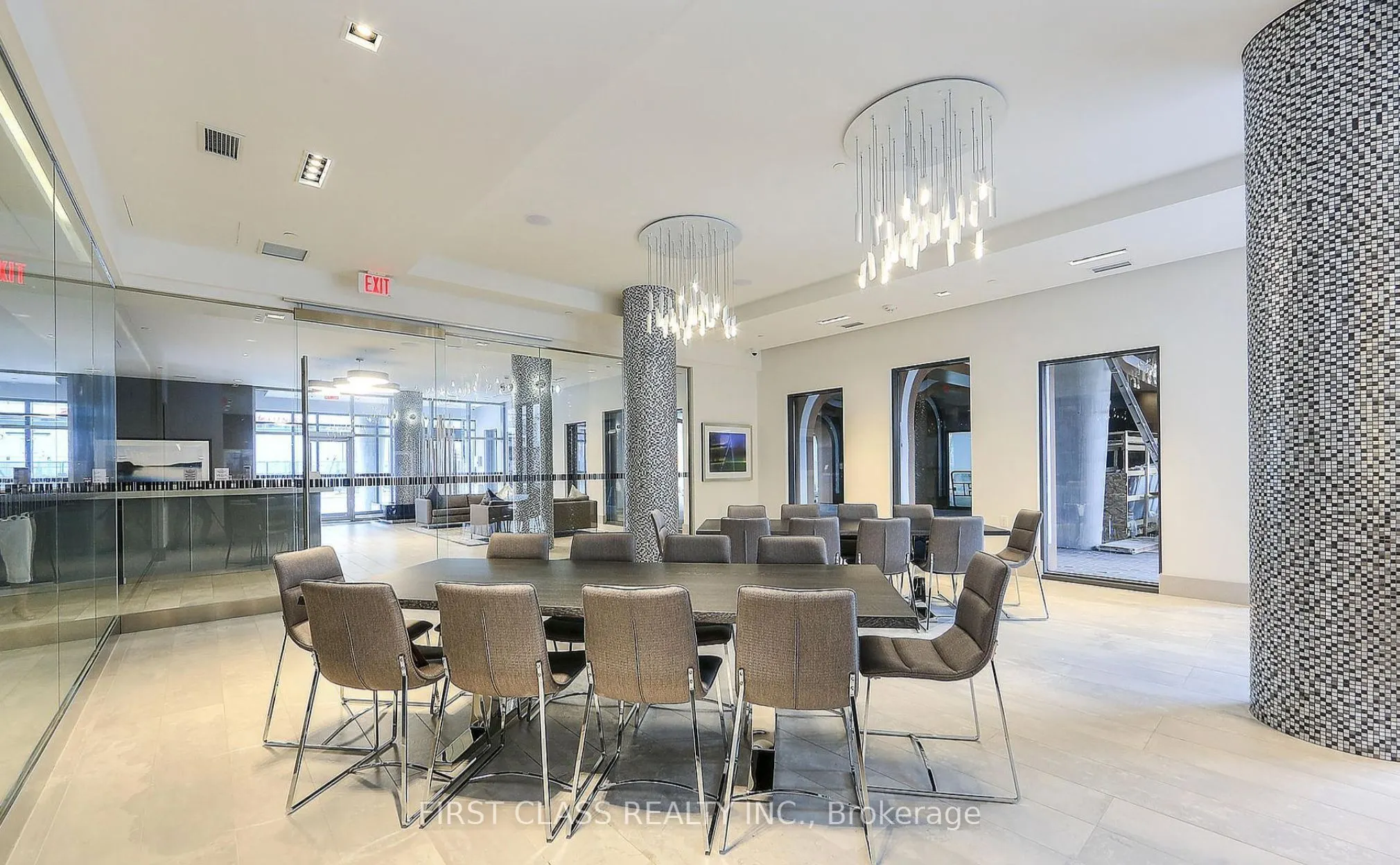 525 Adelaide Street W, #1022