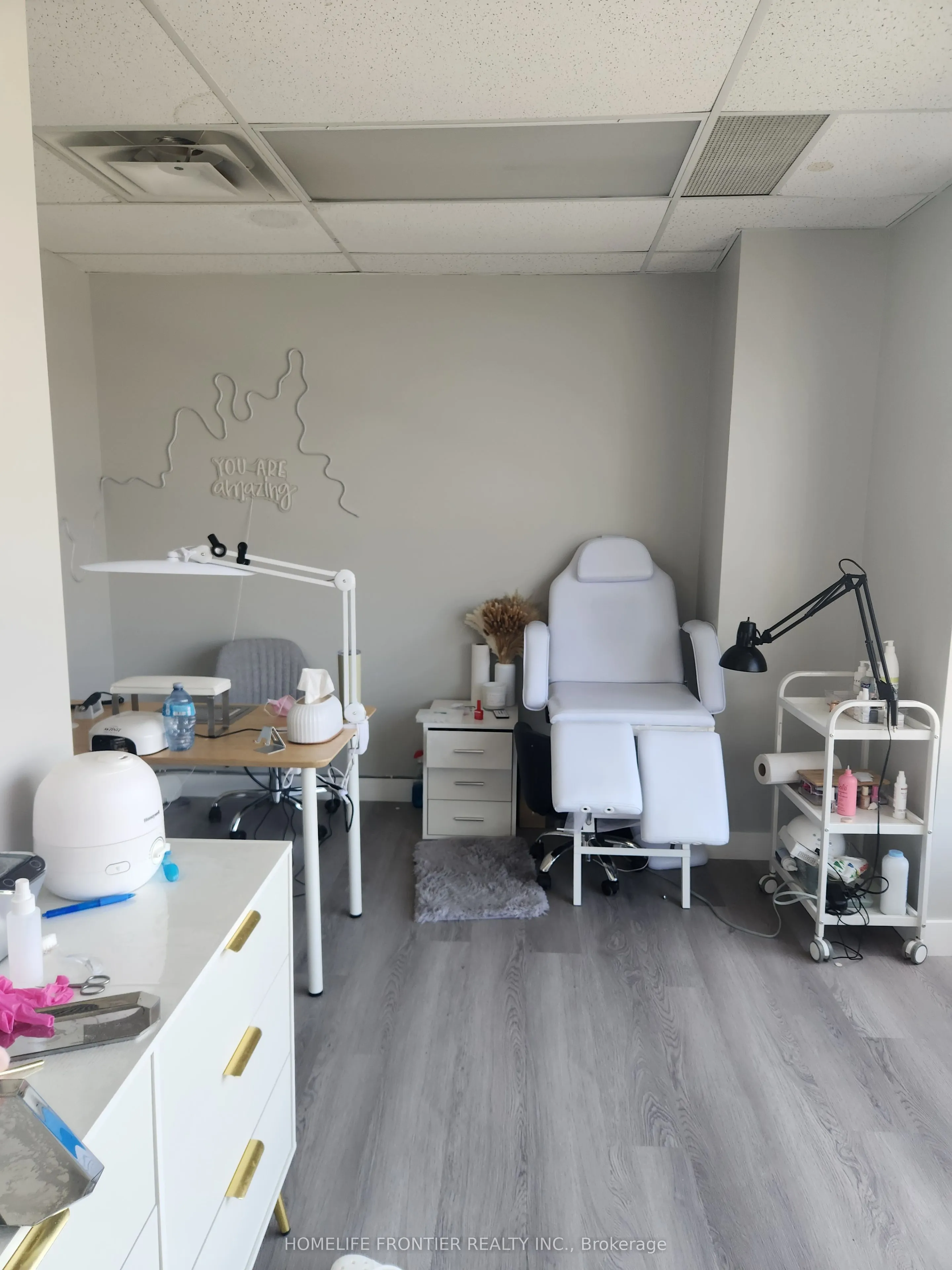 77 Finch Avenue W, #301