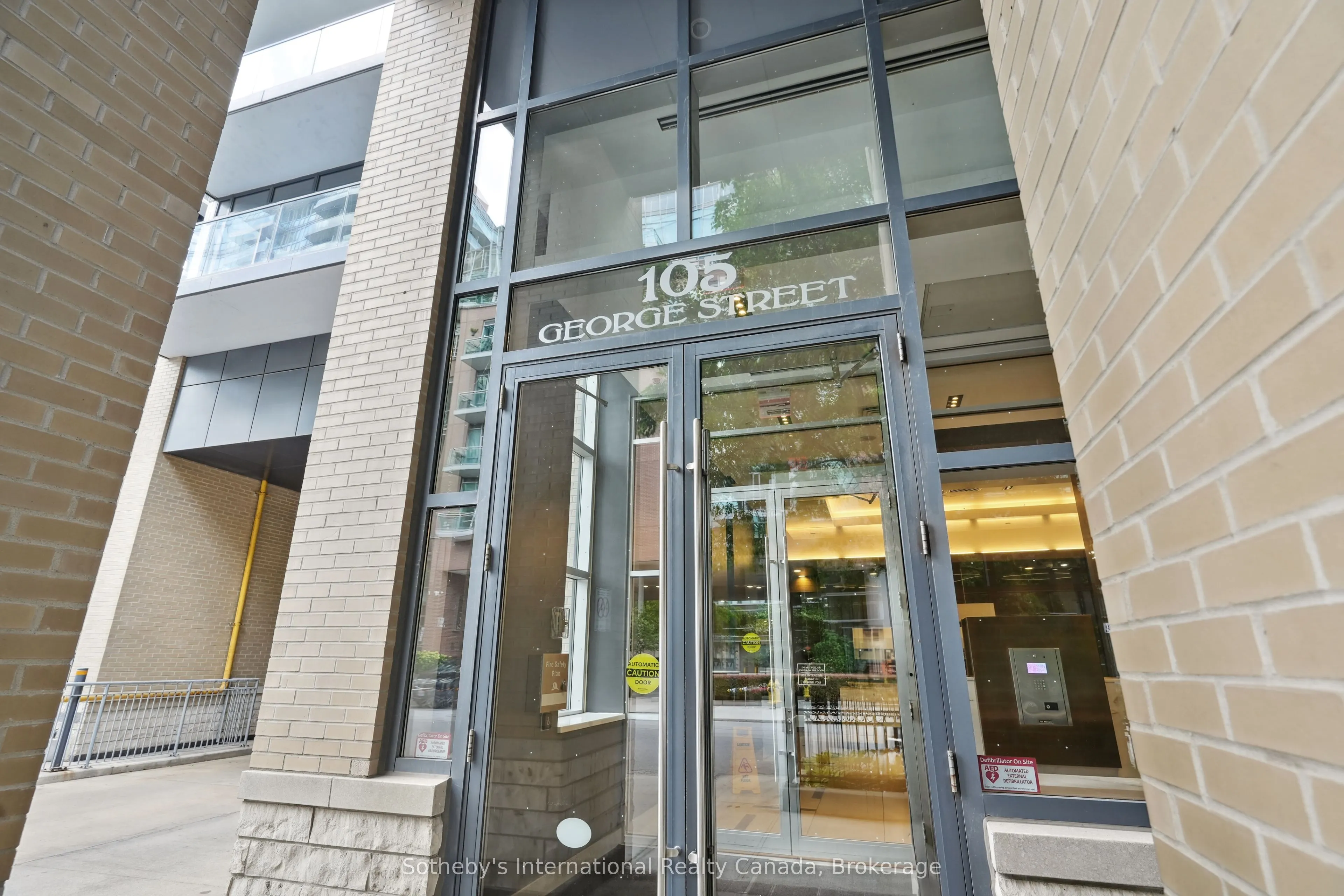 105 George Street, #903