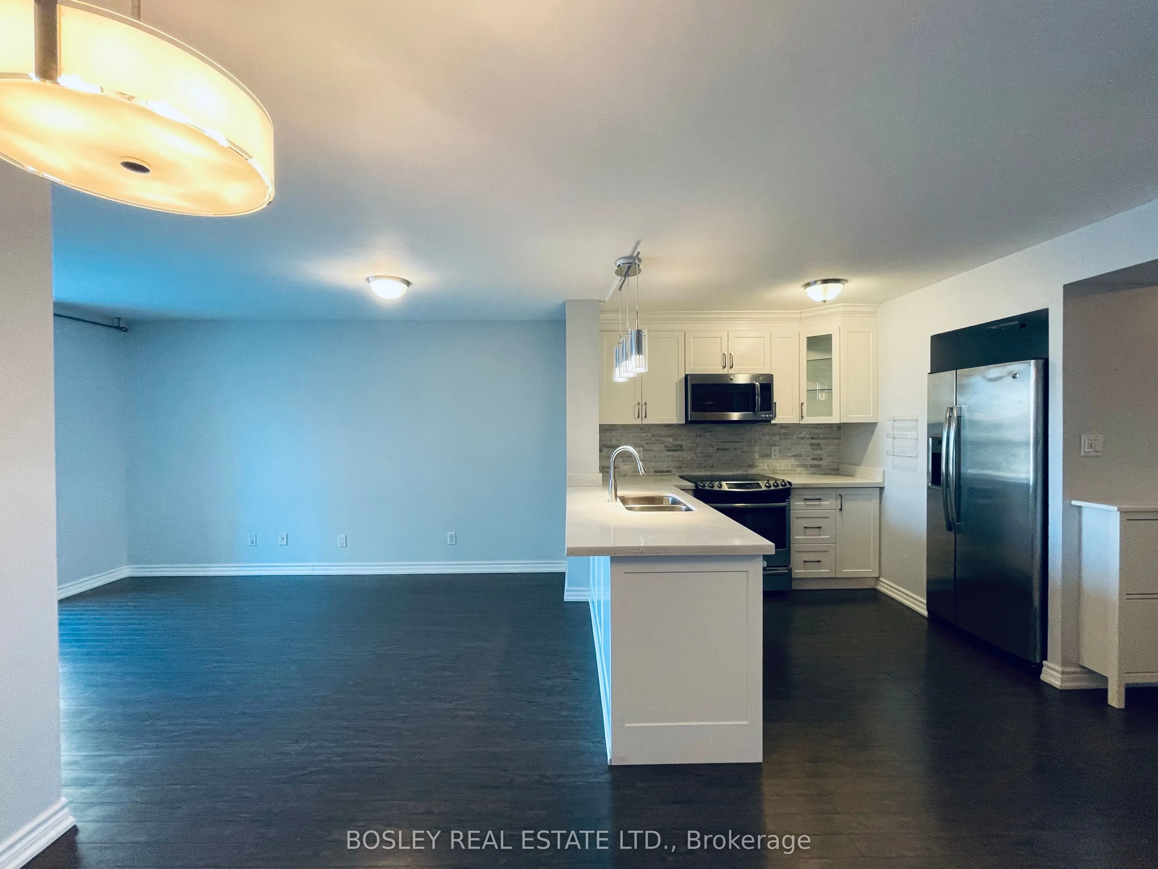 323 Richmond Street E, #807