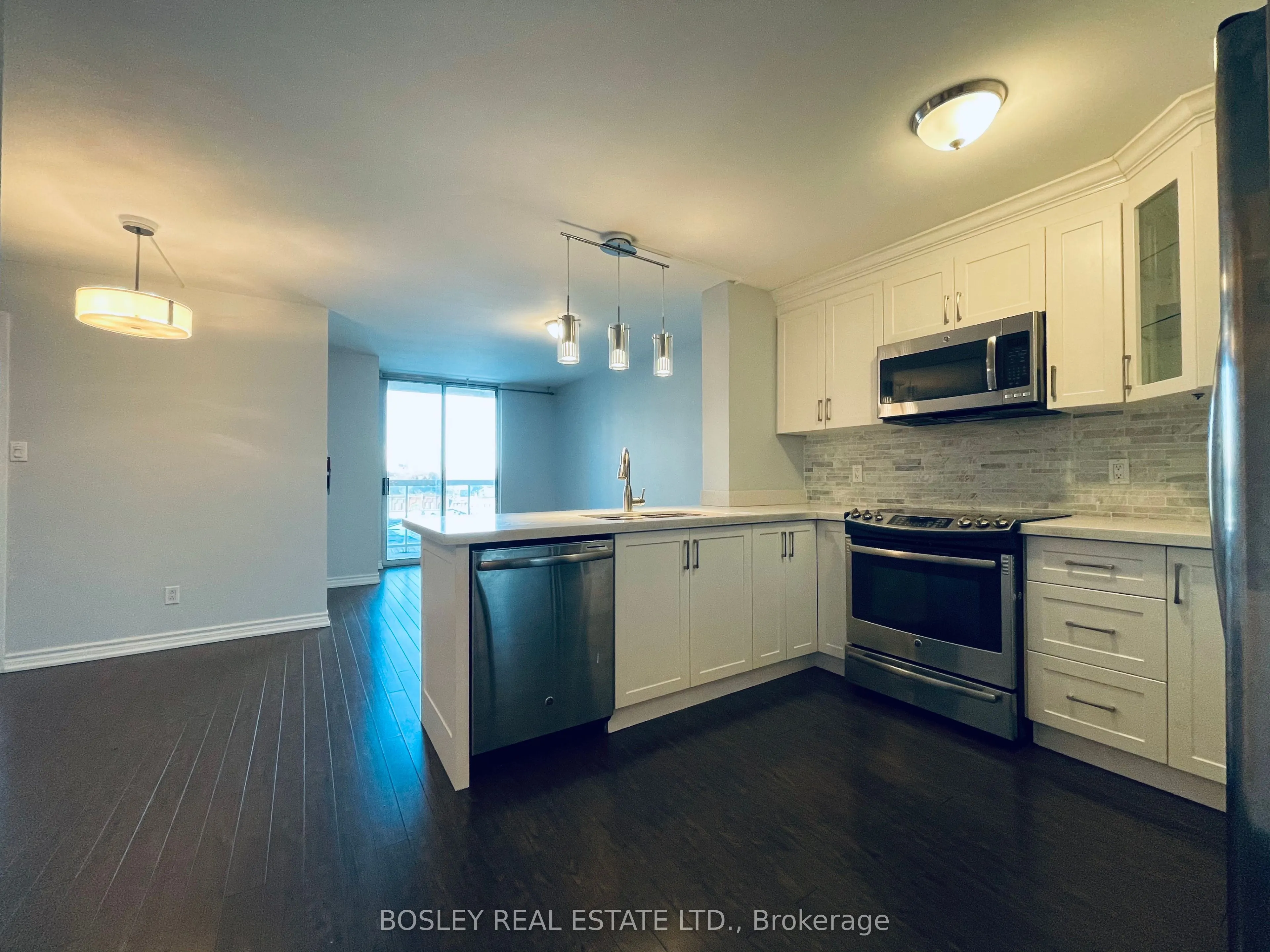 323 Richmond Street E, #807