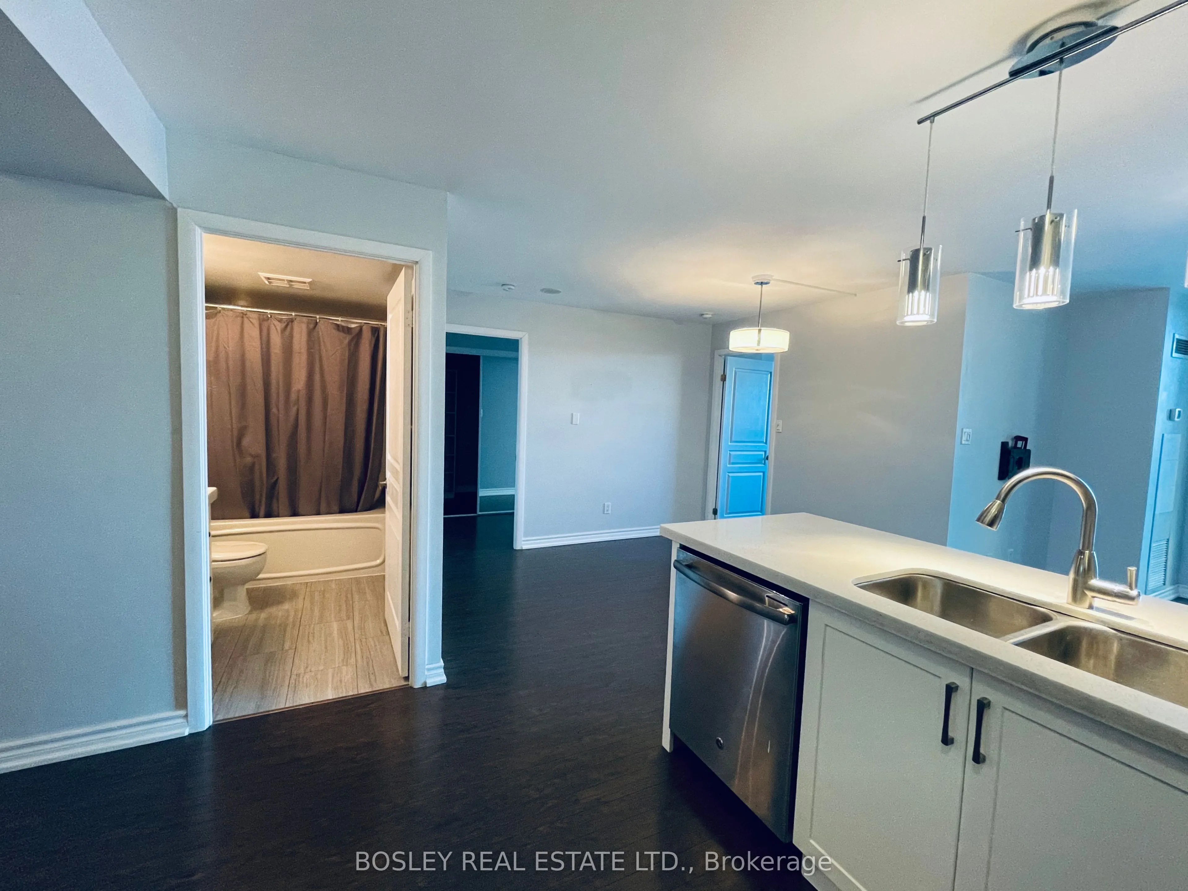 323 Richmond Street E, #807