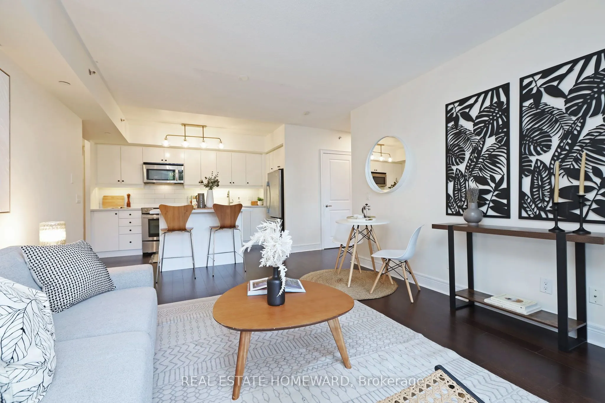 701 Sheppard Avenue W, #302