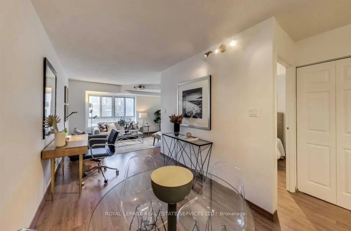 15 Maplewood Avenue, #208