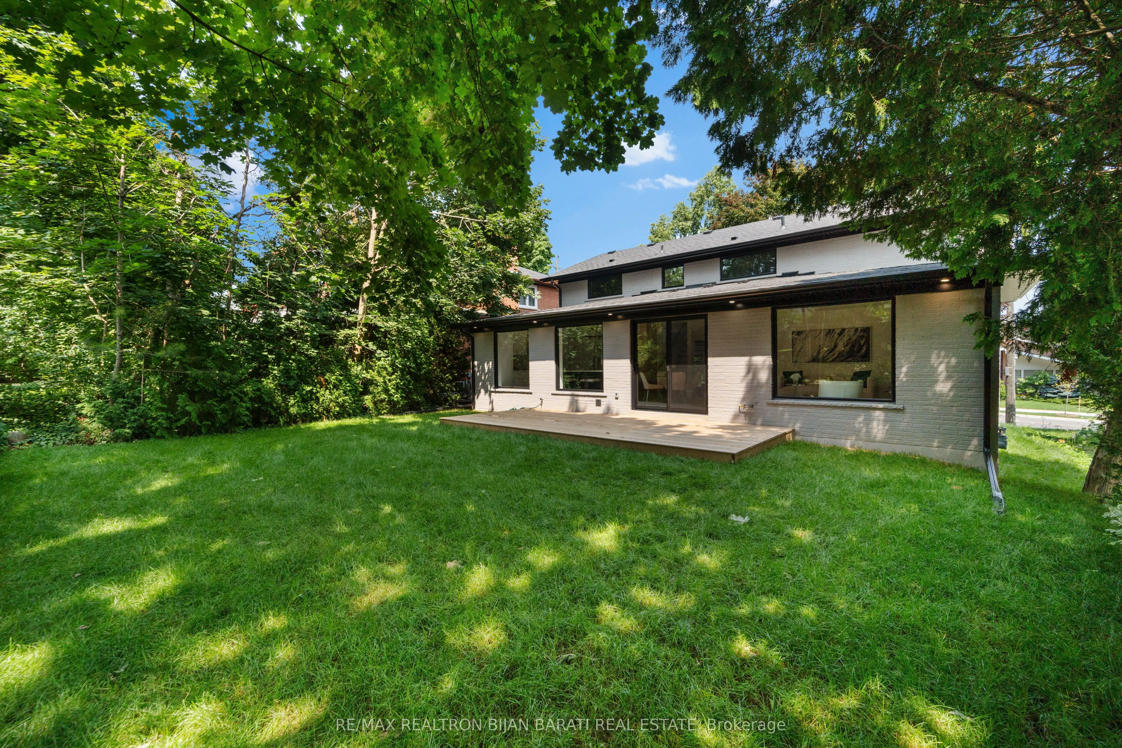 593 Cummer Avenue