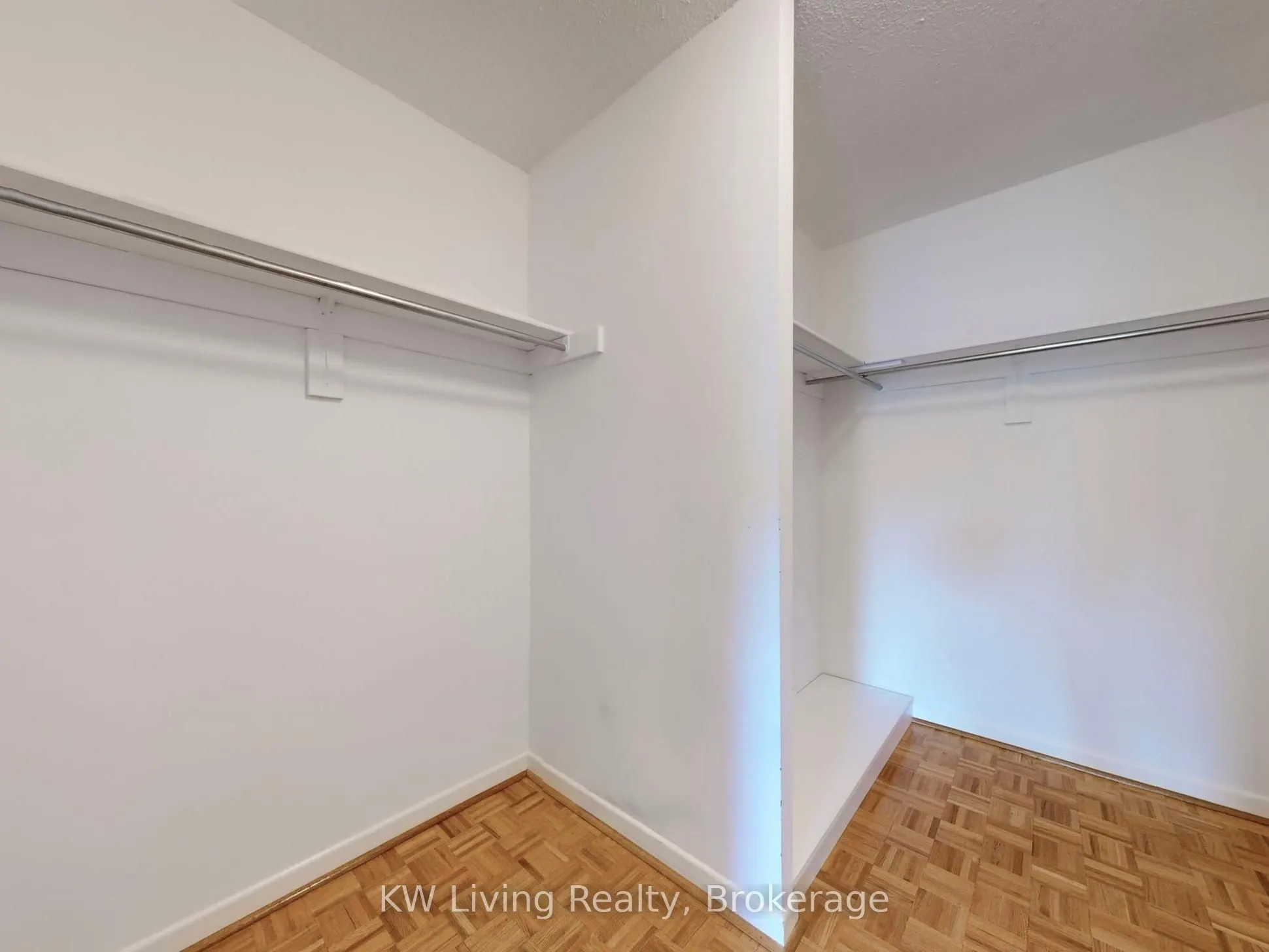 62 Wellesley Street W, #1206