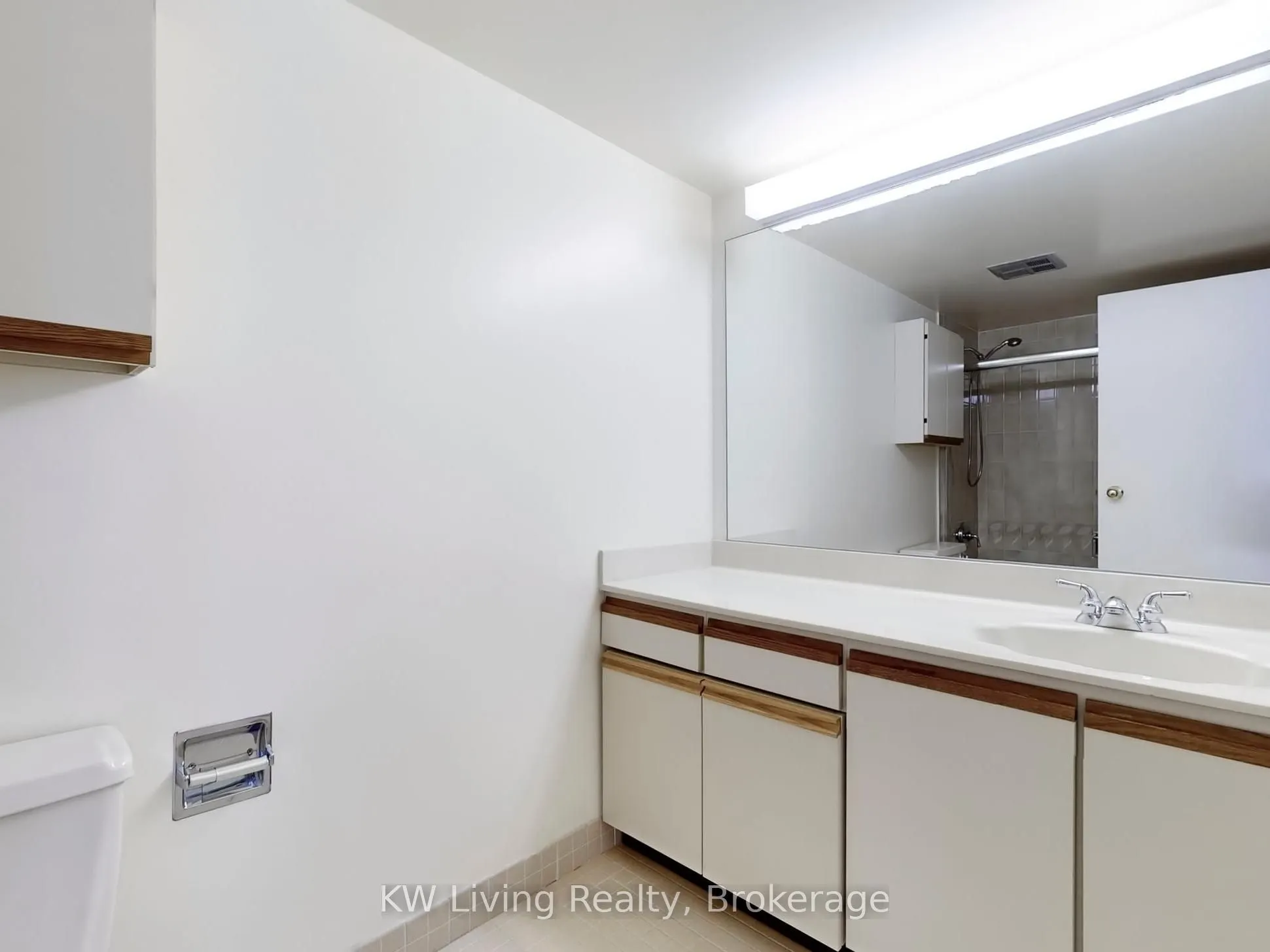62 Wellesley Street W, #1206