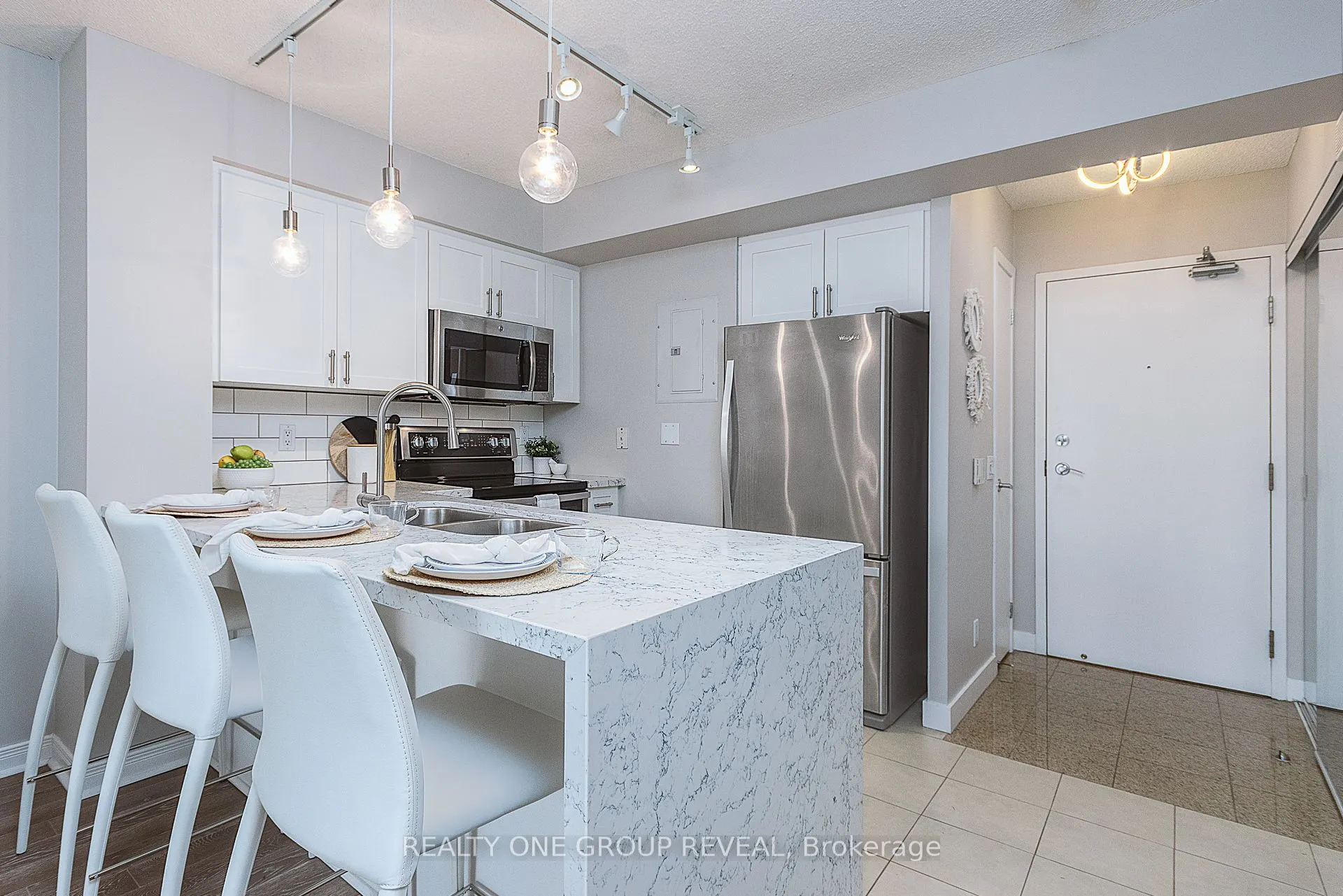 373 Front Street W, #1101