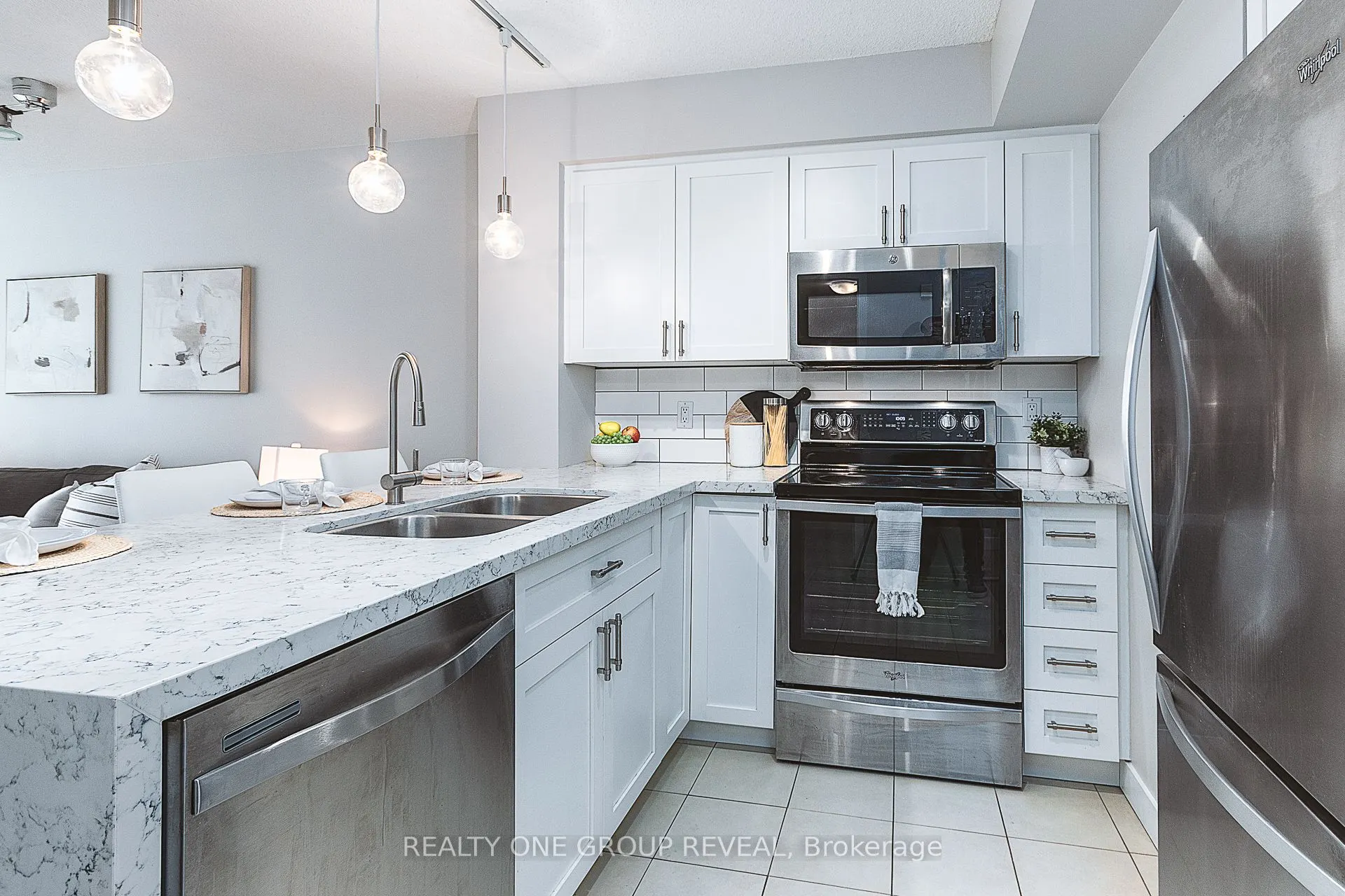 373 Front Street W, #1101