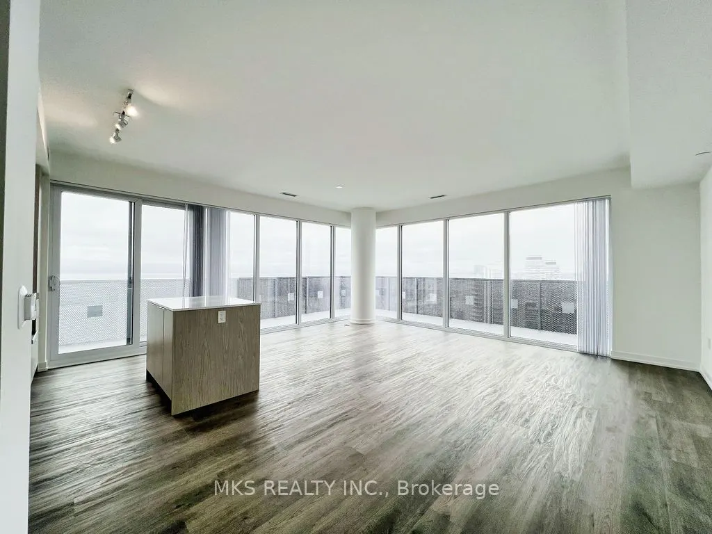55 Cooper Street N, #7711
