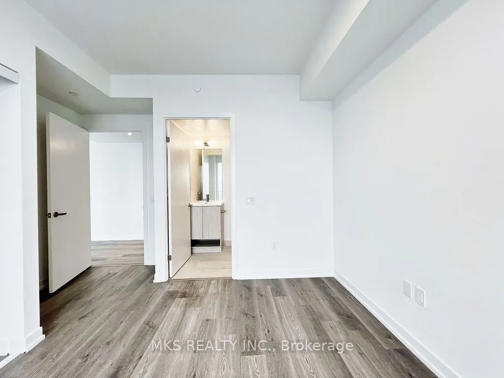 55 Cooper Street N, #7711