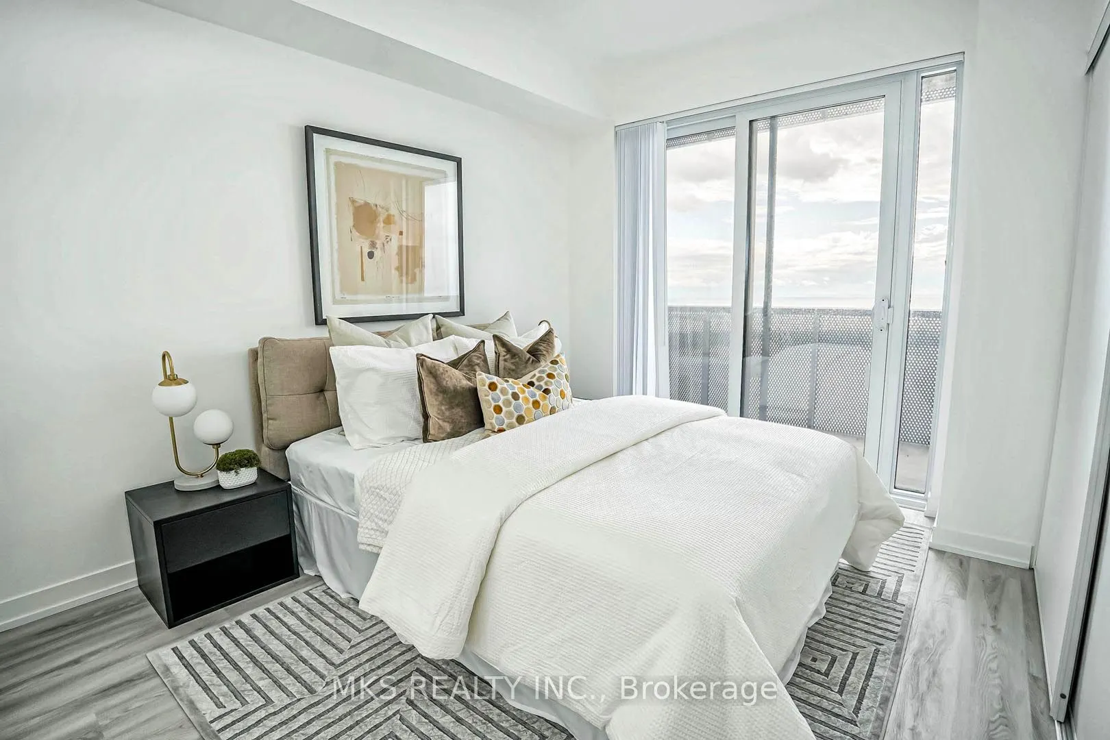 55 Cooper Street N, #7711