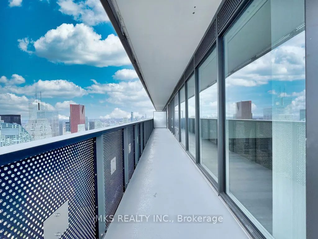 55 Cooper Street N, #7711