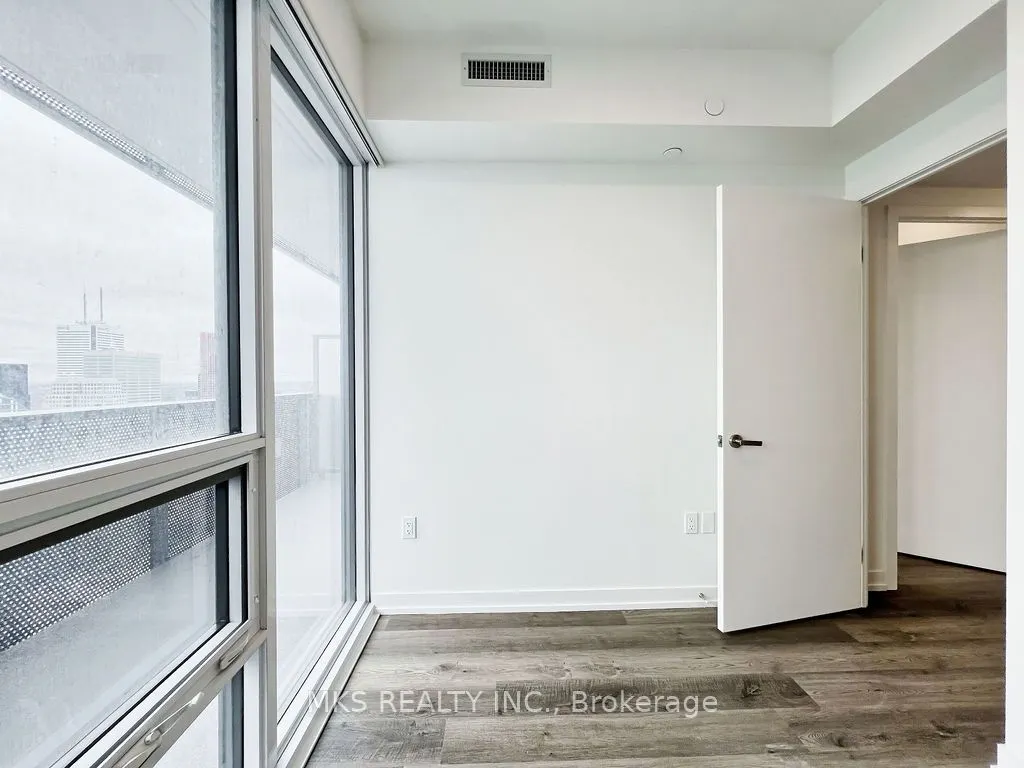 55 Cooper Street N, #7711