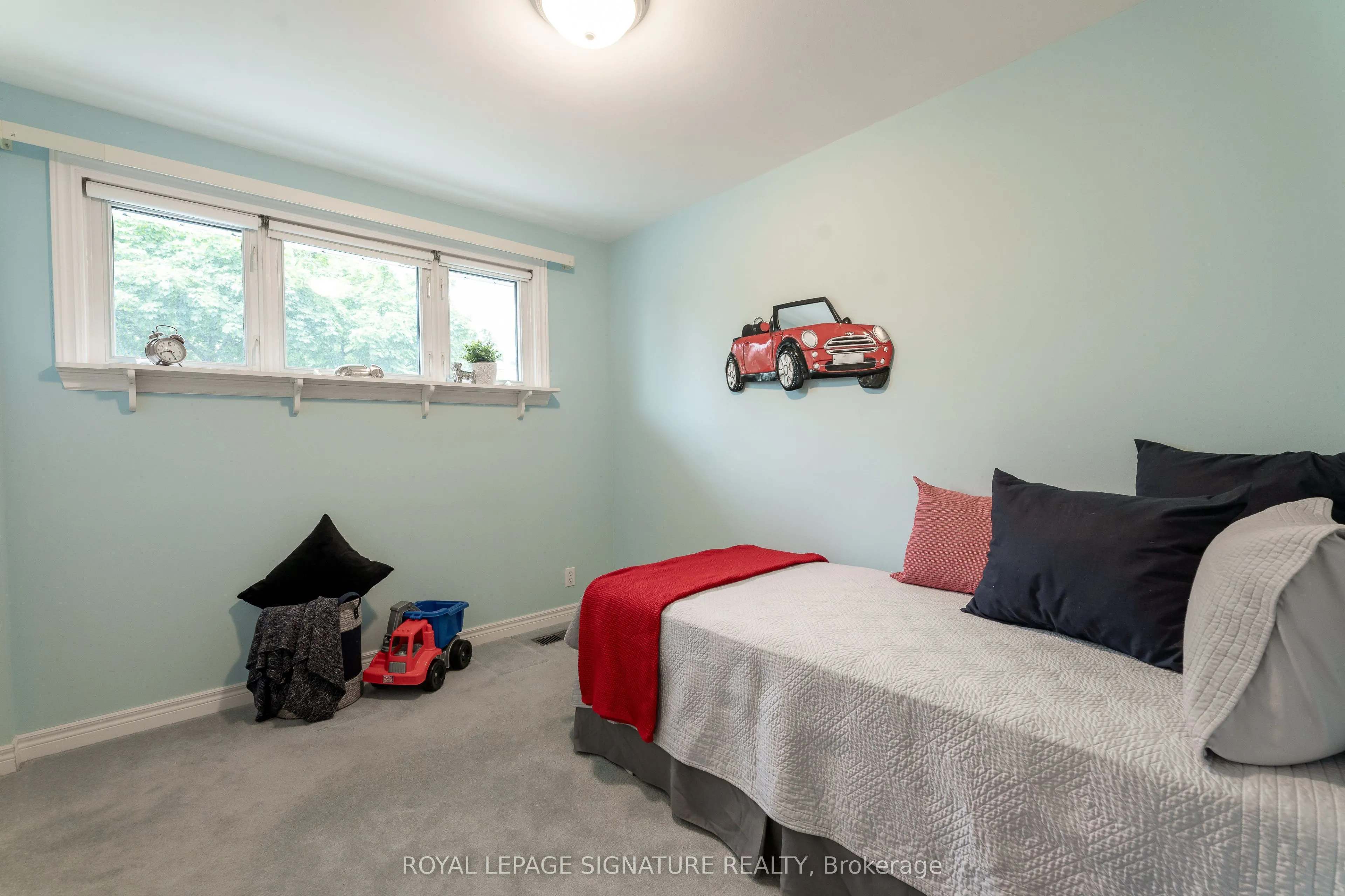 30 Marowyne Drive