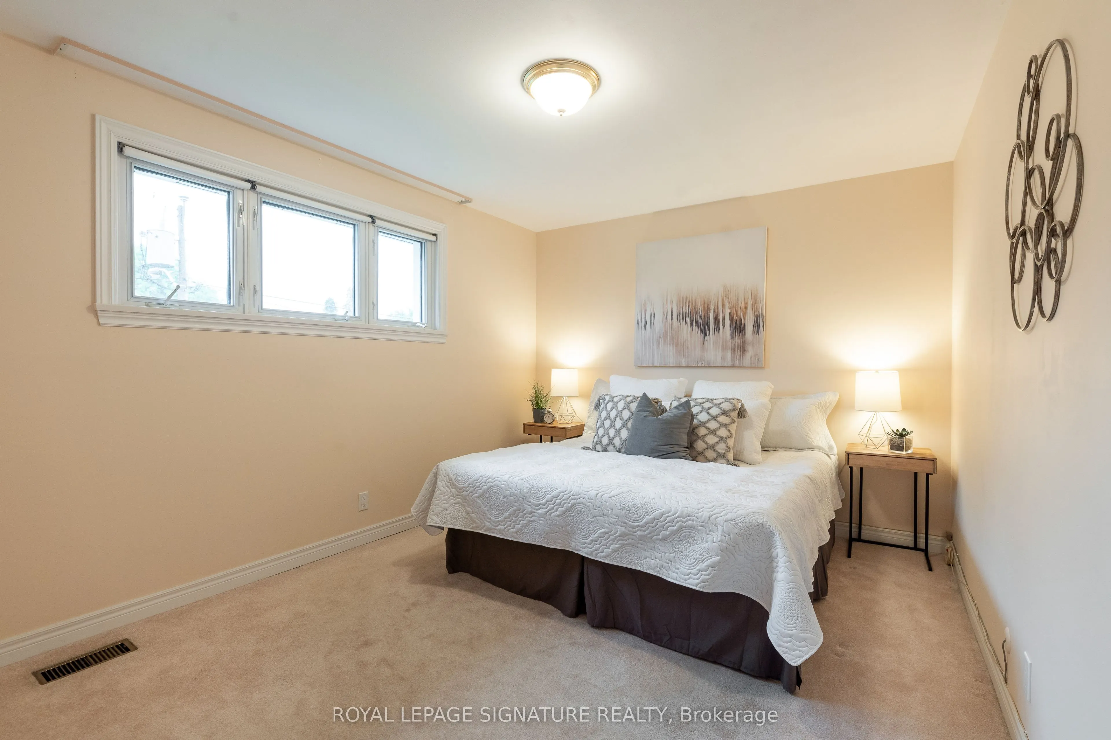 30 Marowyne Drive
