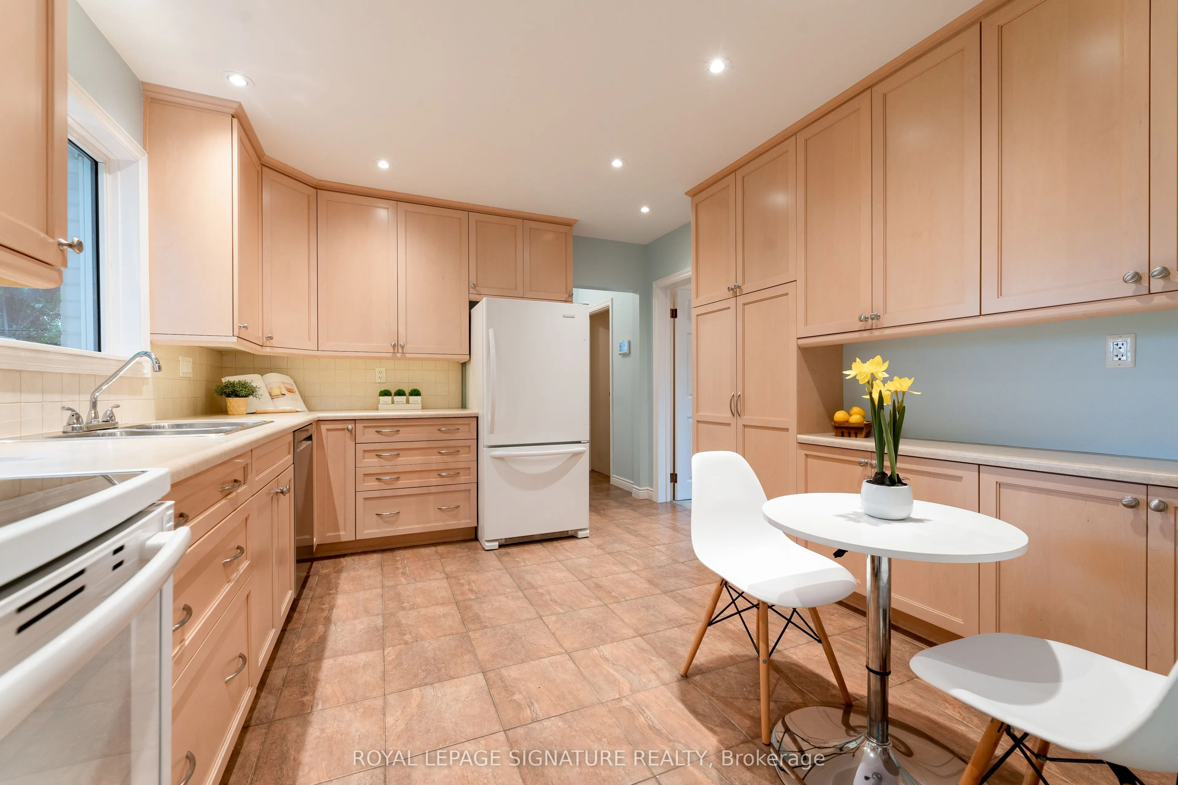 30 Marowyne Drive