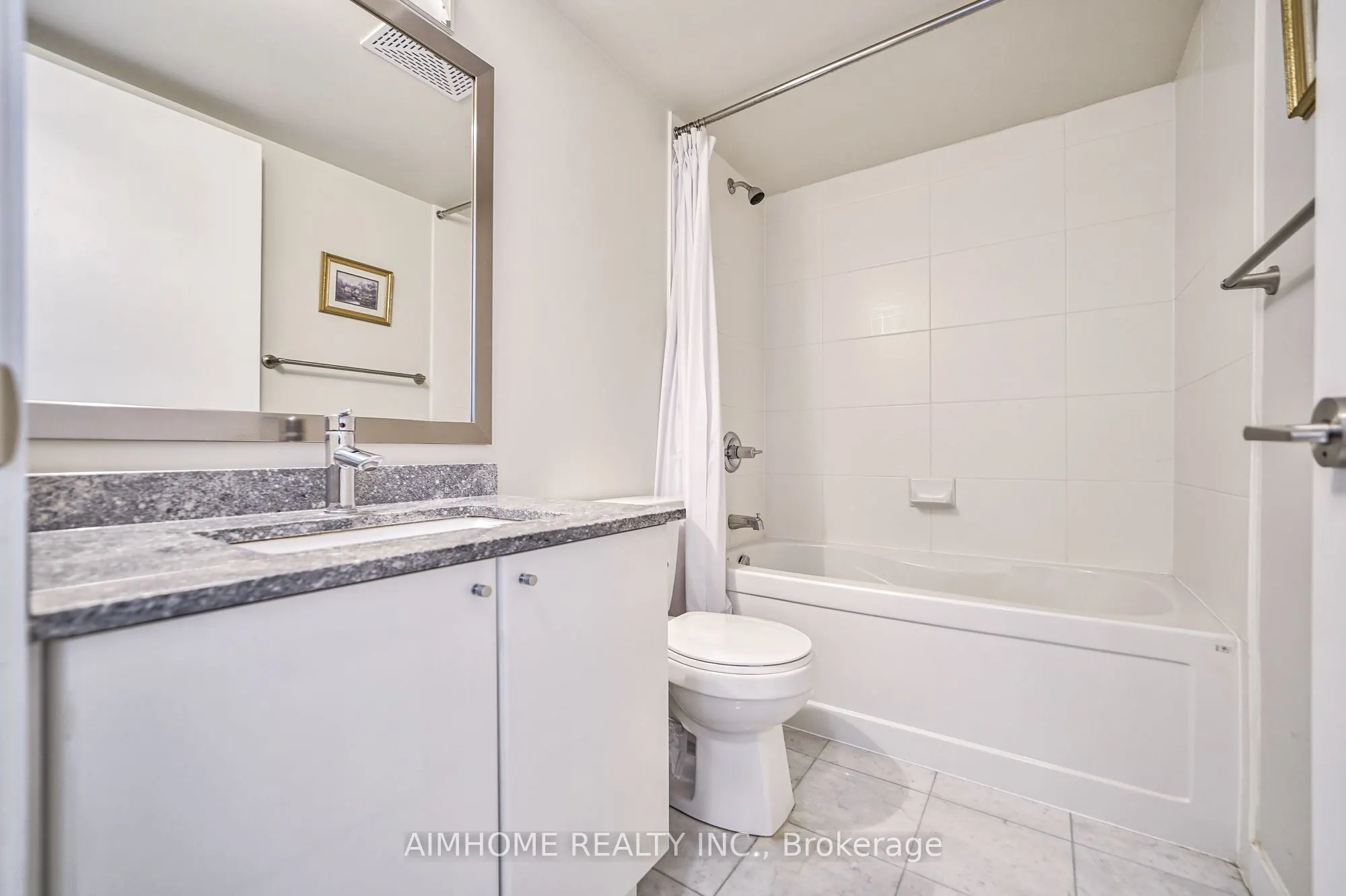 33 Bay Street, #1508