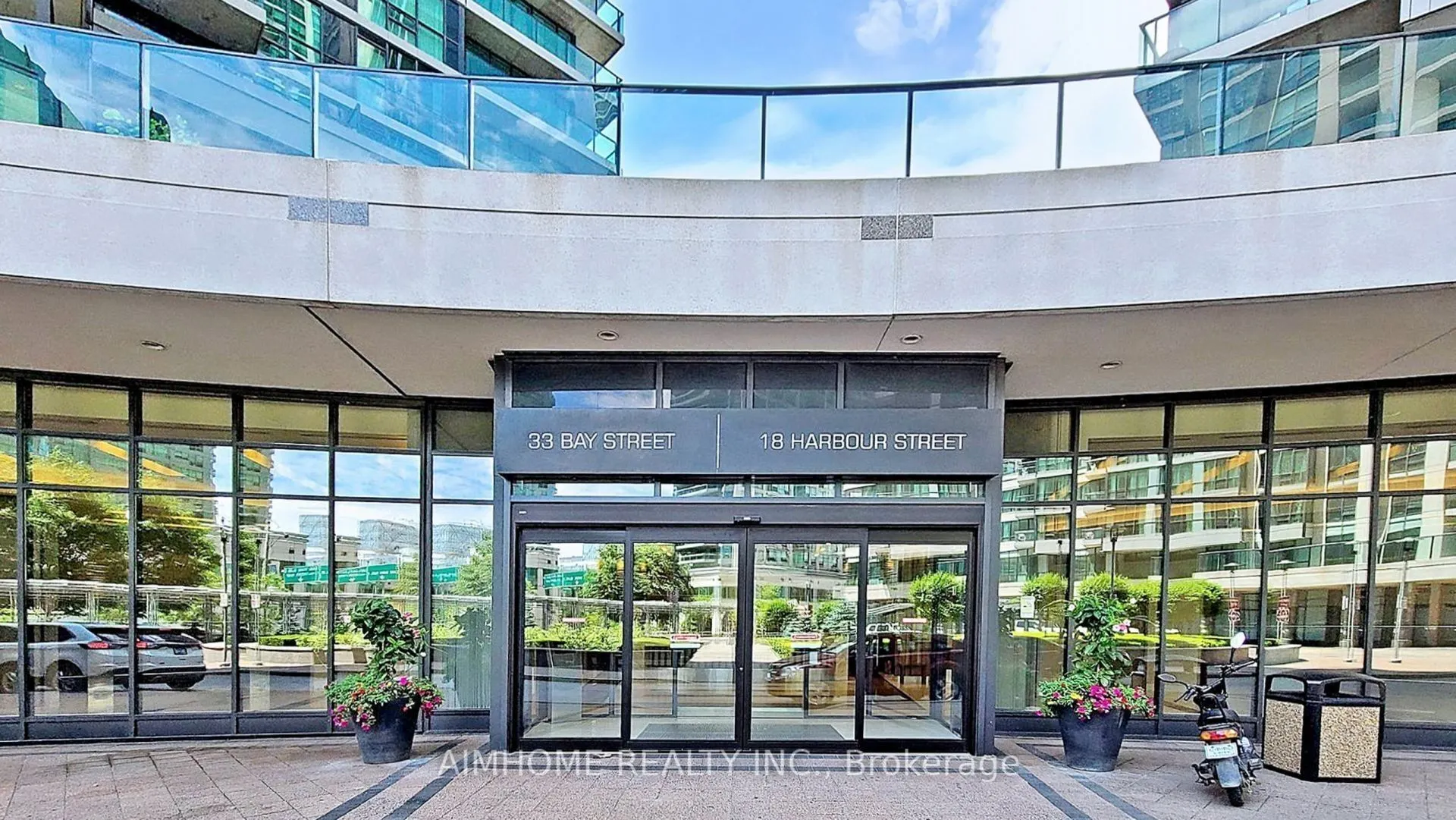 33 Bay Street, #1508