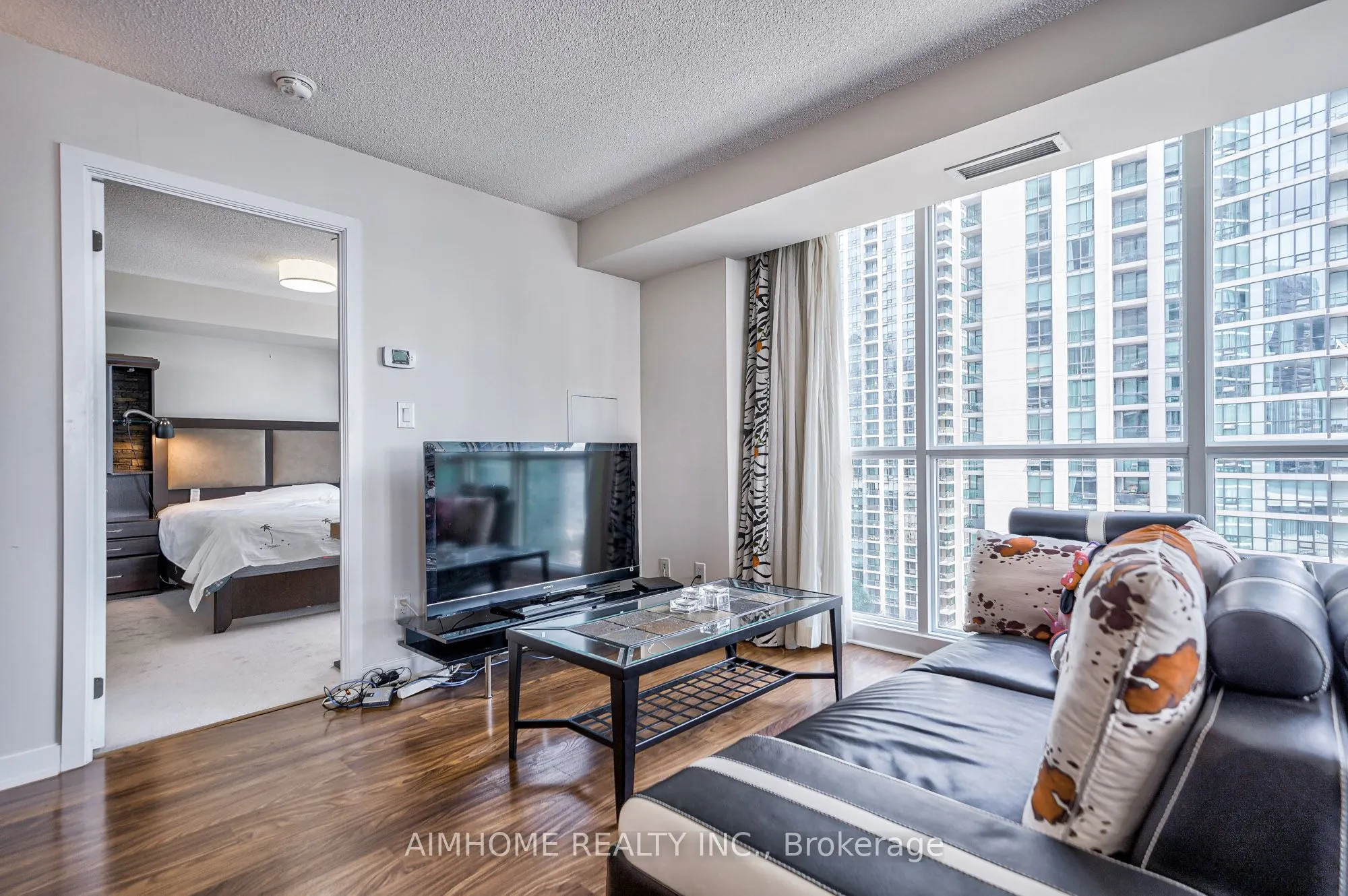 33 Bay Street, #1508