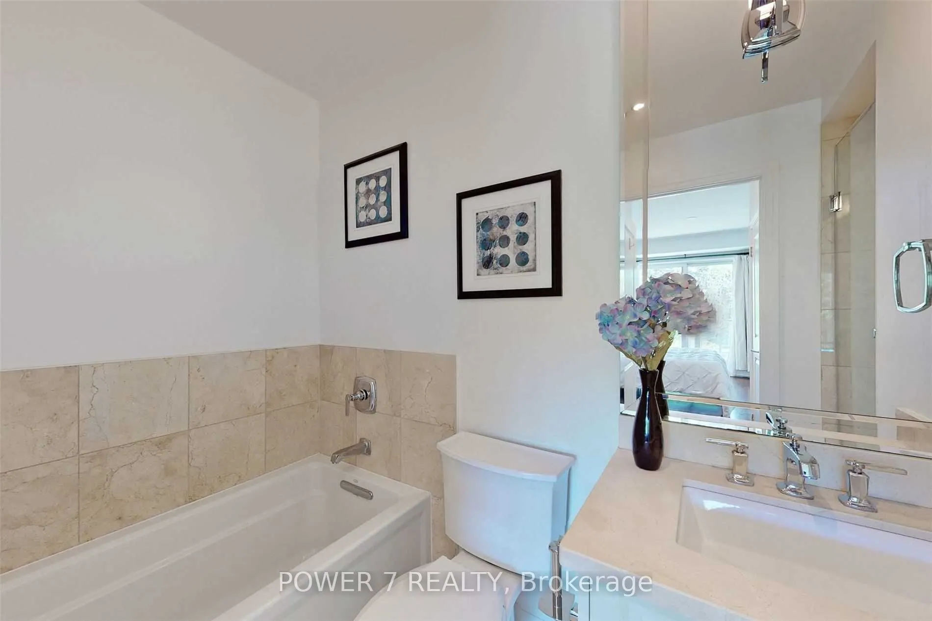 15 Rean Drive, #204