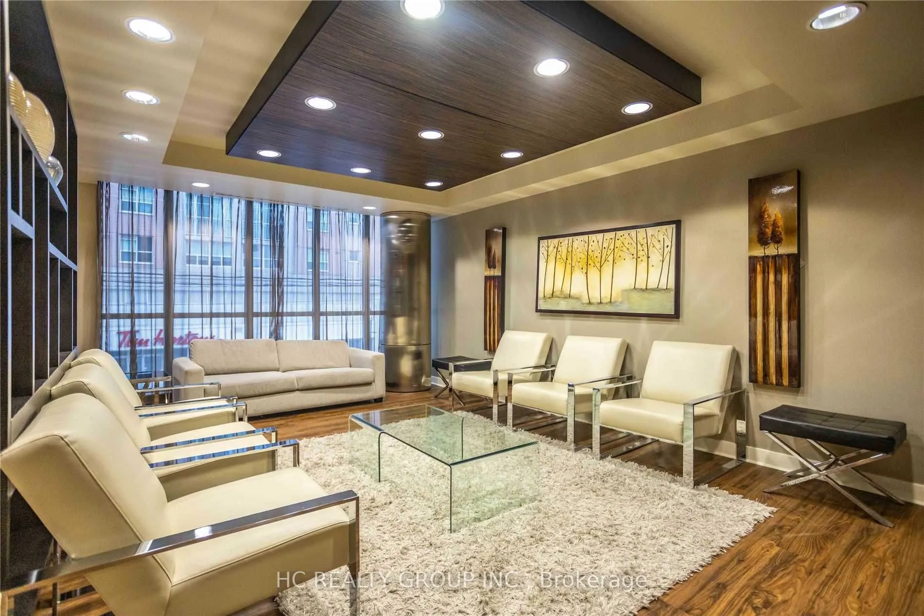 320 Richmond Street E, #322