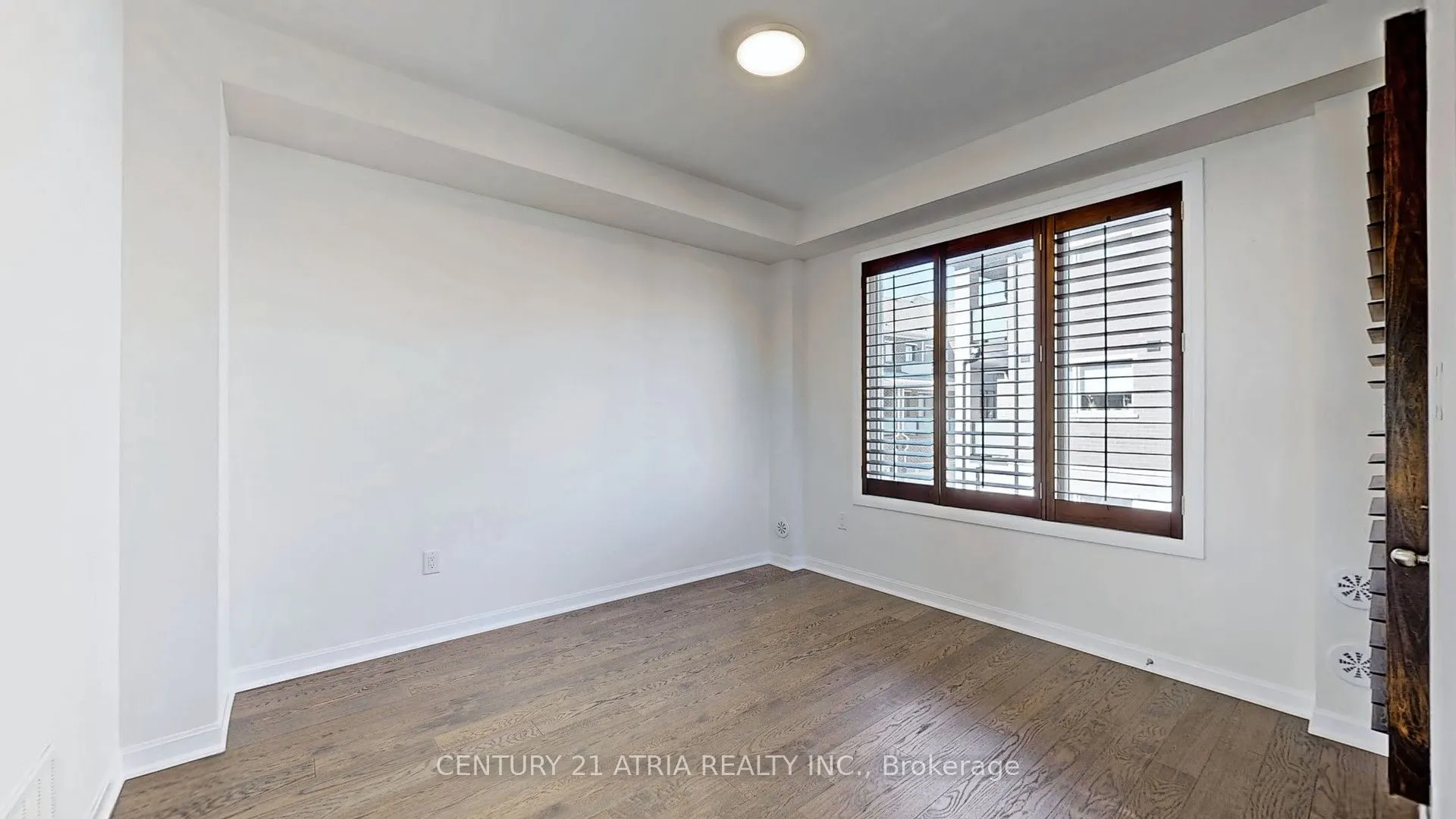 205 The Donway East