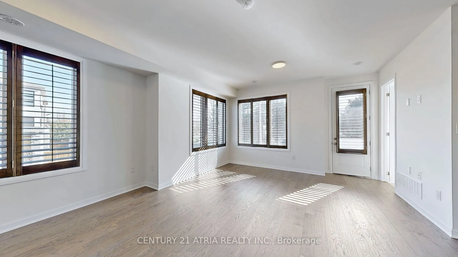 205 The Donway East