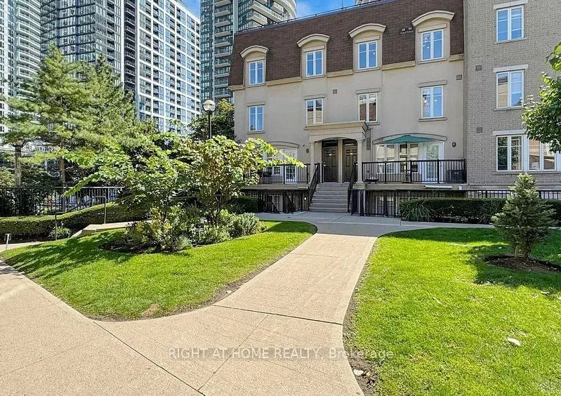 46 East Liberty Street, #522