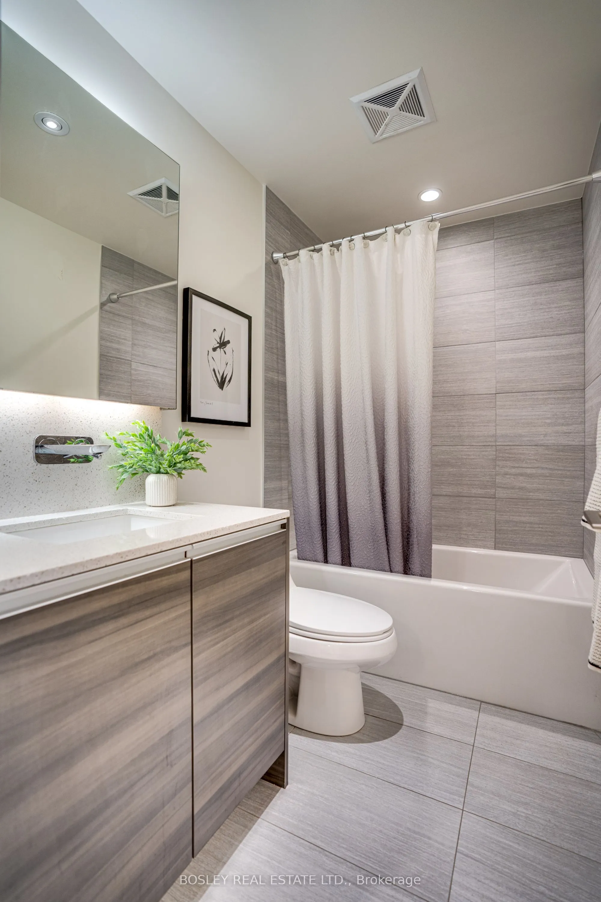 8 Gladstone Avenue, #403