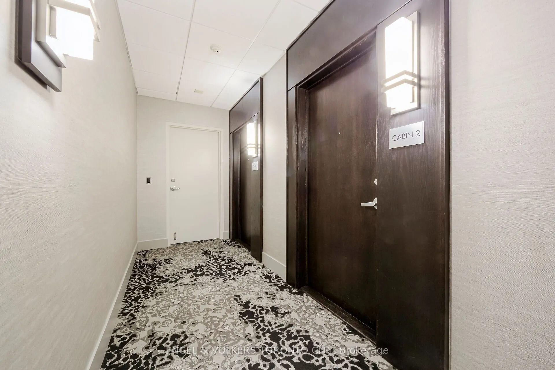 218 Queens Quay W, #3rd Floor
