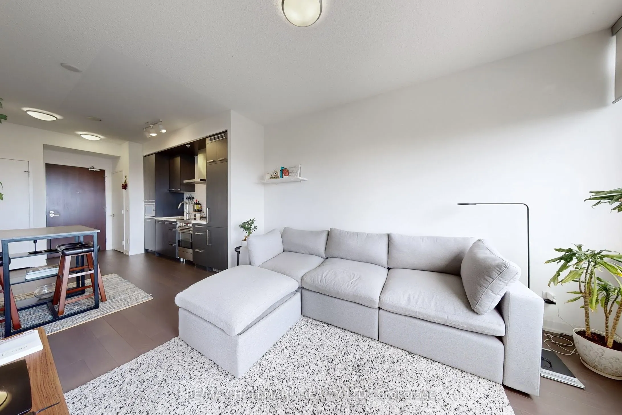 120 Bayview Avenue, #N808